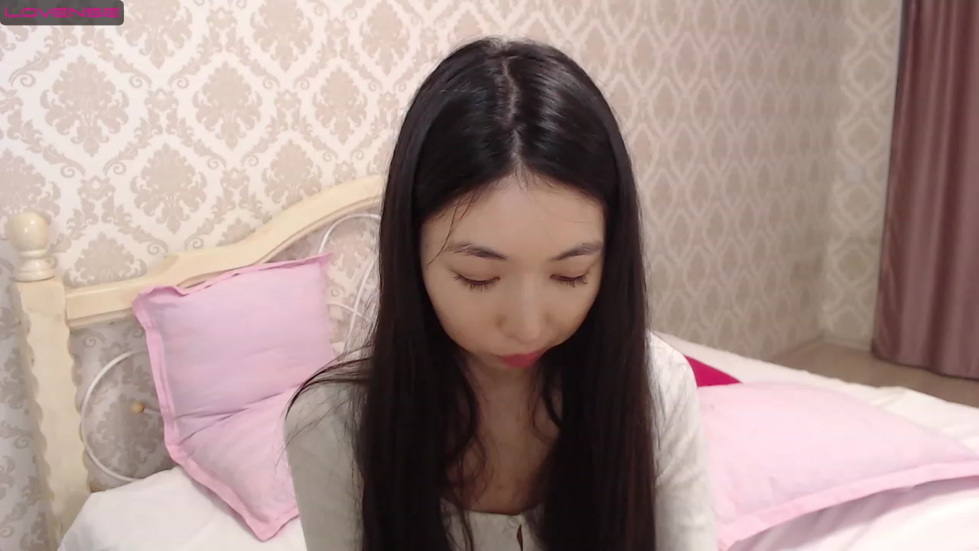 Gallery image thumbnail from blackfoxi's myfreecams stream on, 12/02/2022, 13:18 image 3 of 20