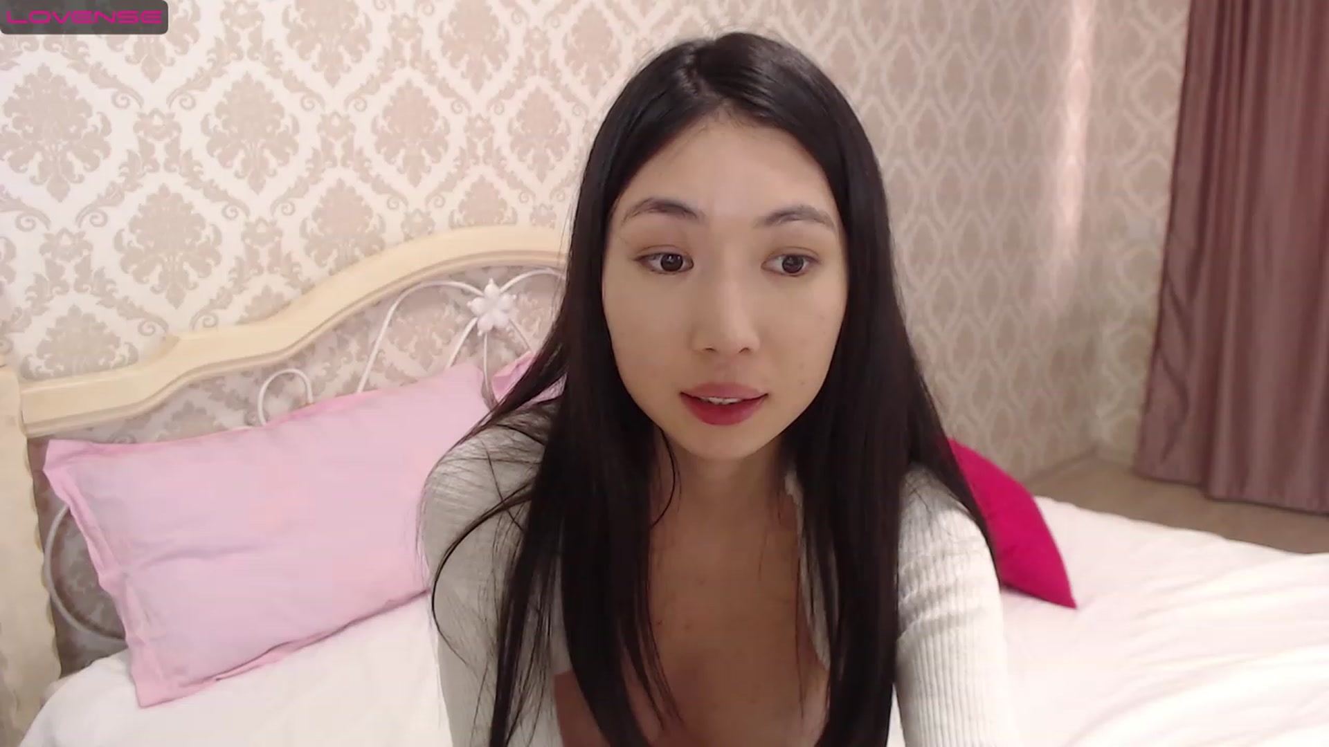 Gallery image thumbnail from blackfoxi's myfreecams stream on, 12/03/2022, 10:32 image 15 of 20
