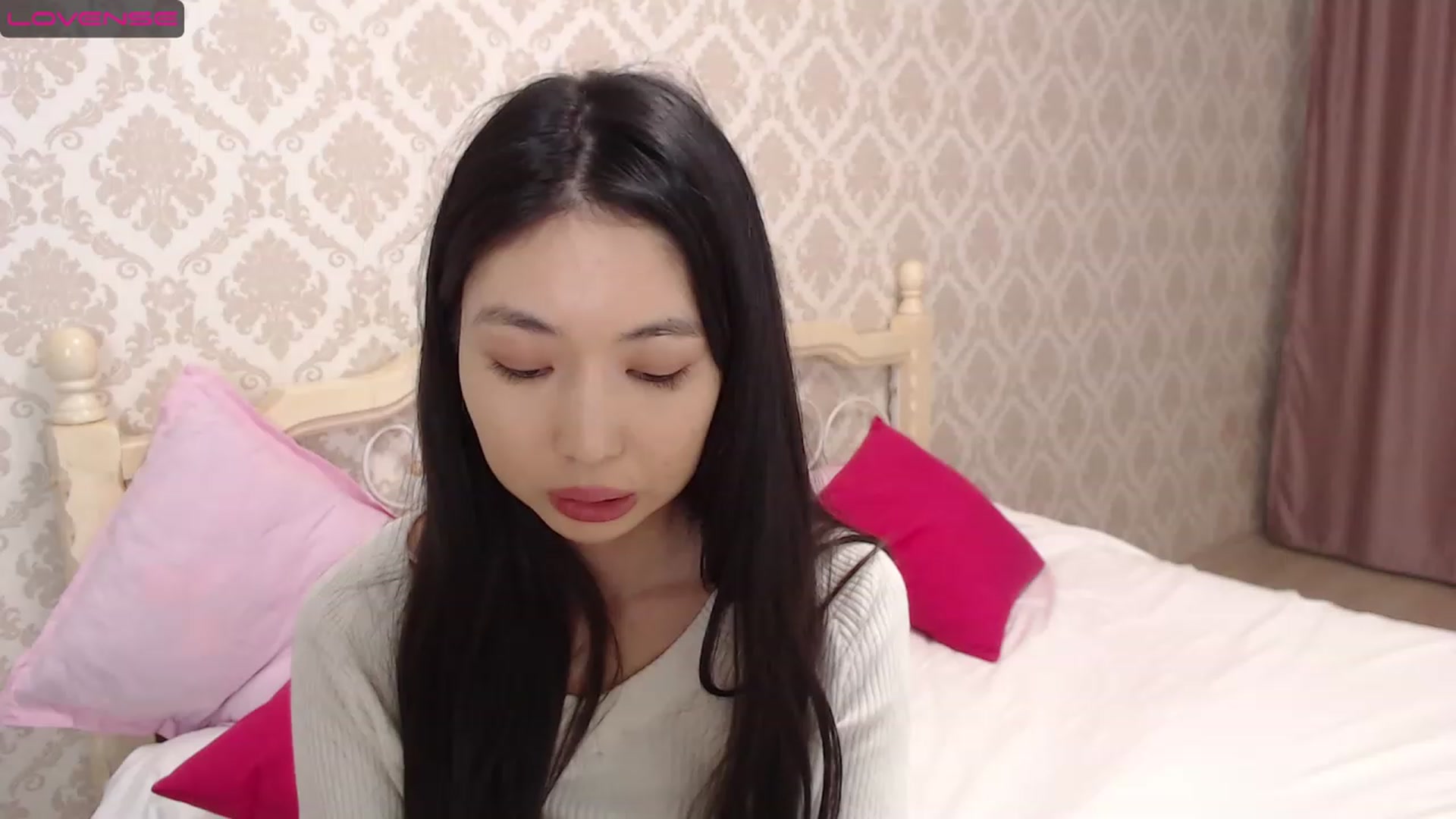 Gallery image thumbnail from blackfoxi's myfreecams stream on, 12/05/2022, 11:43 image 2 of 20