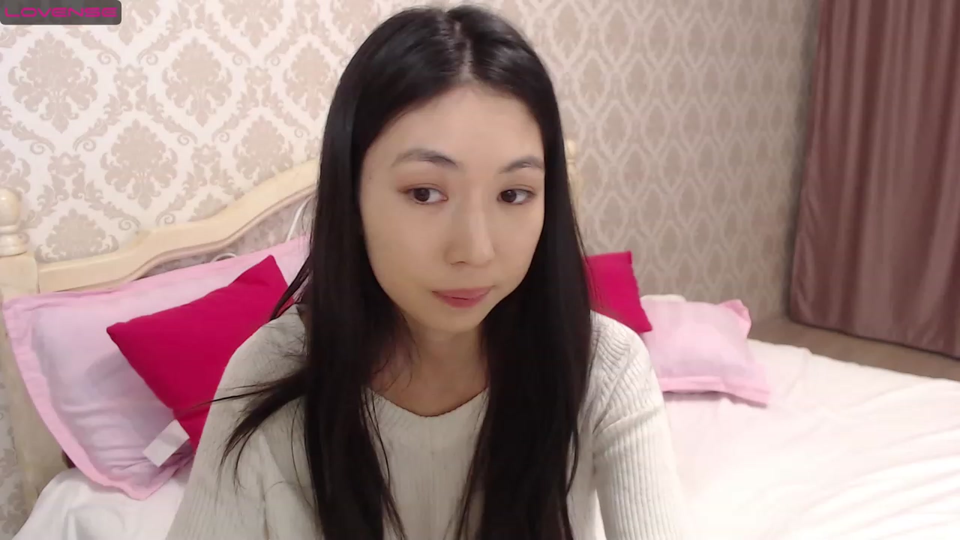 Gallery image thumbnail from blackfoxi's myfreecams stream on, 12/05/2022, 13:33 image 1 of 20
