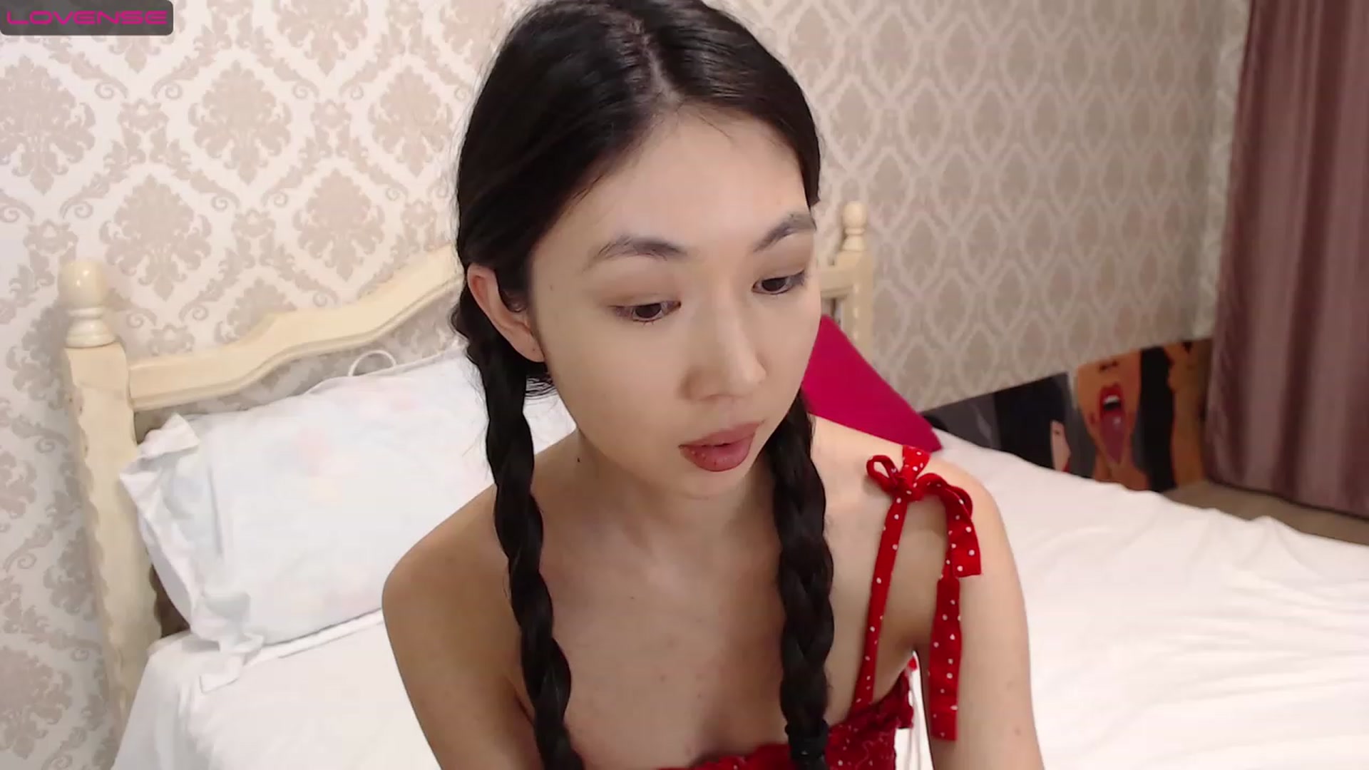 Gallery image thumbnail from blackfoxi's myfreecams stream on, 12/15/2022, 11:33 image 14 of 20