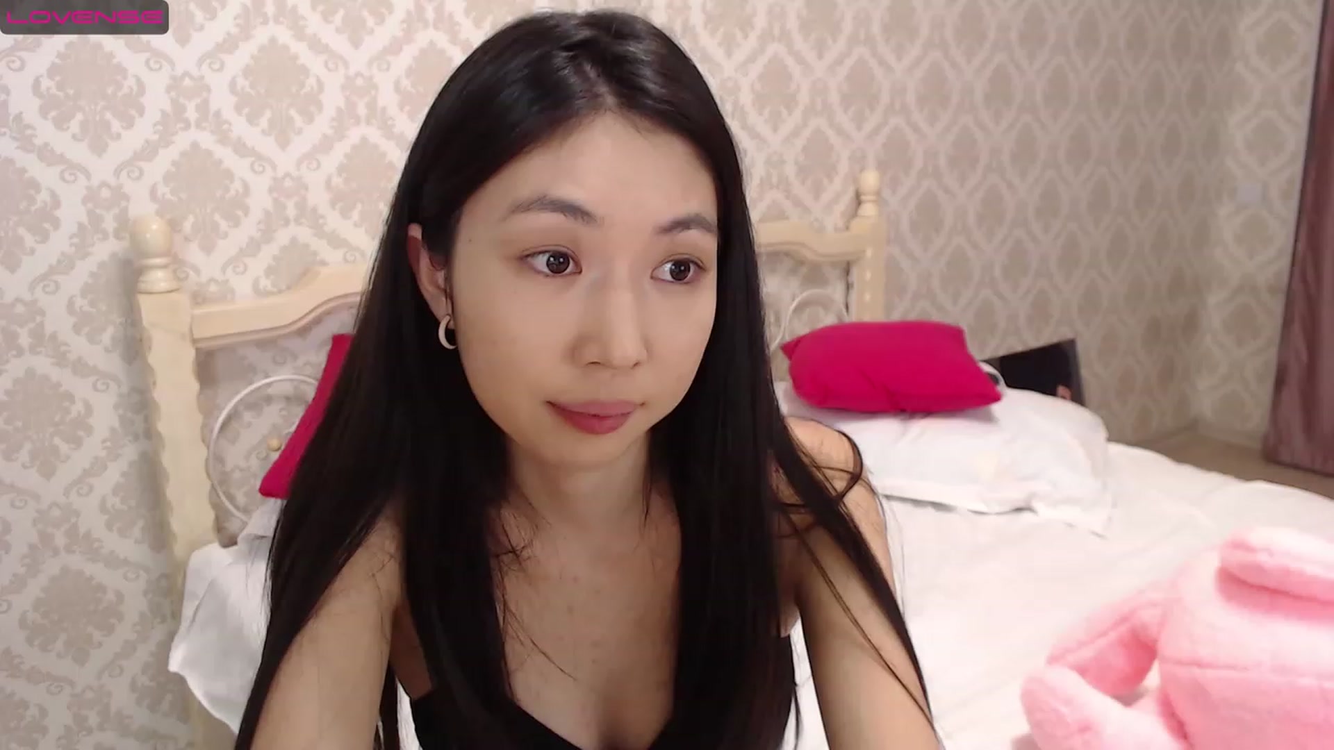 Gallery image thumbnail from blackfoxi's myfreecams stream on, 12/18/2022, 14:18 image 20 of 20