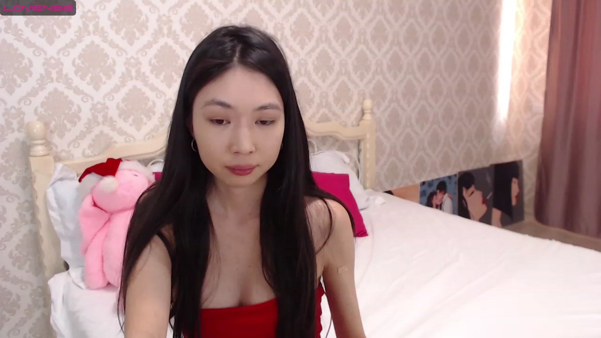 Gallery image thumbnail from blackfoxi's myfreecams stream on, 12/25/2022, 10:35 image 3 of 20