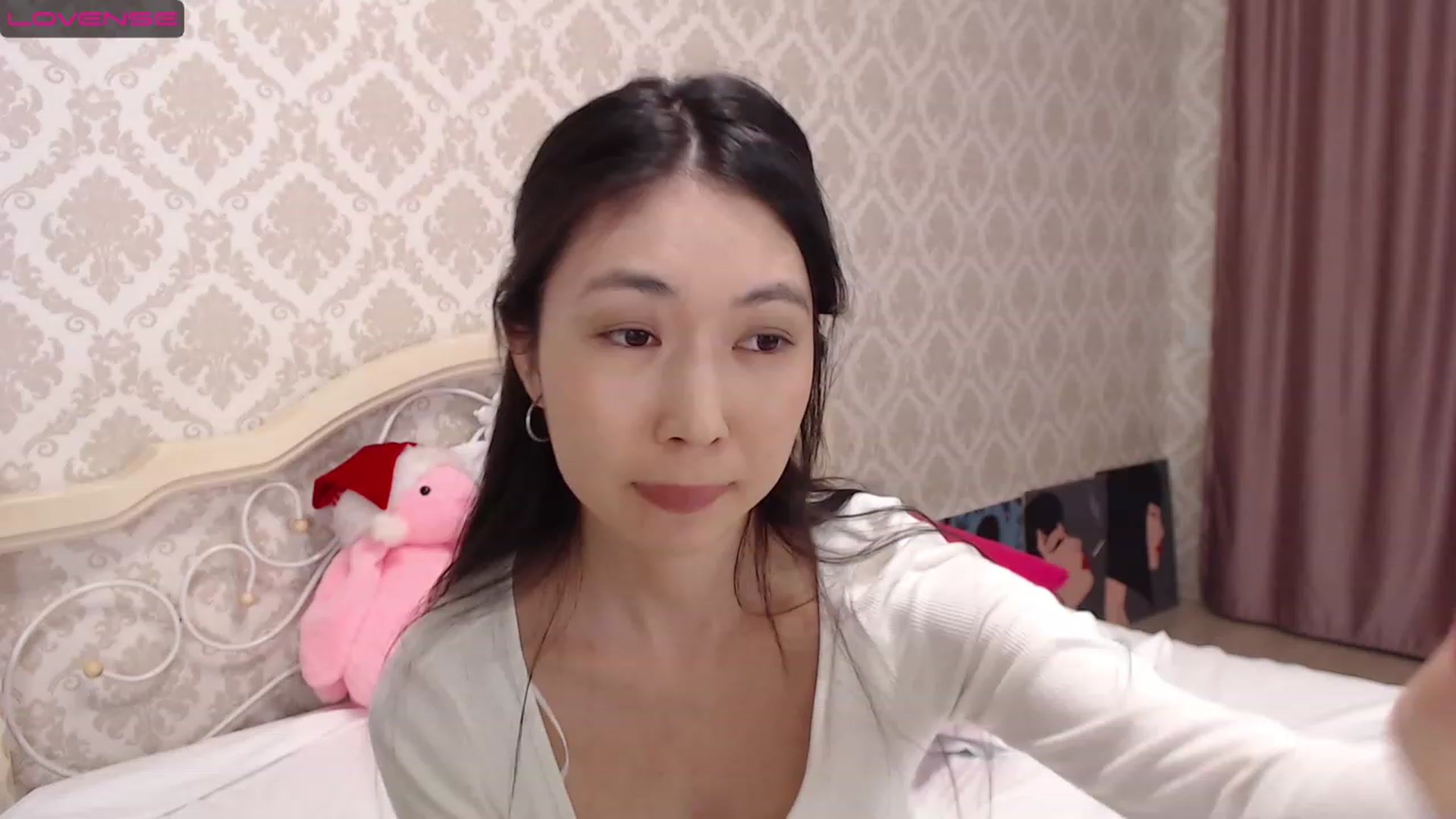 Gallery image thumbnail from blackfoxi's myfreecams stream on, 12/26/2022, 13:26 image 6 of 20