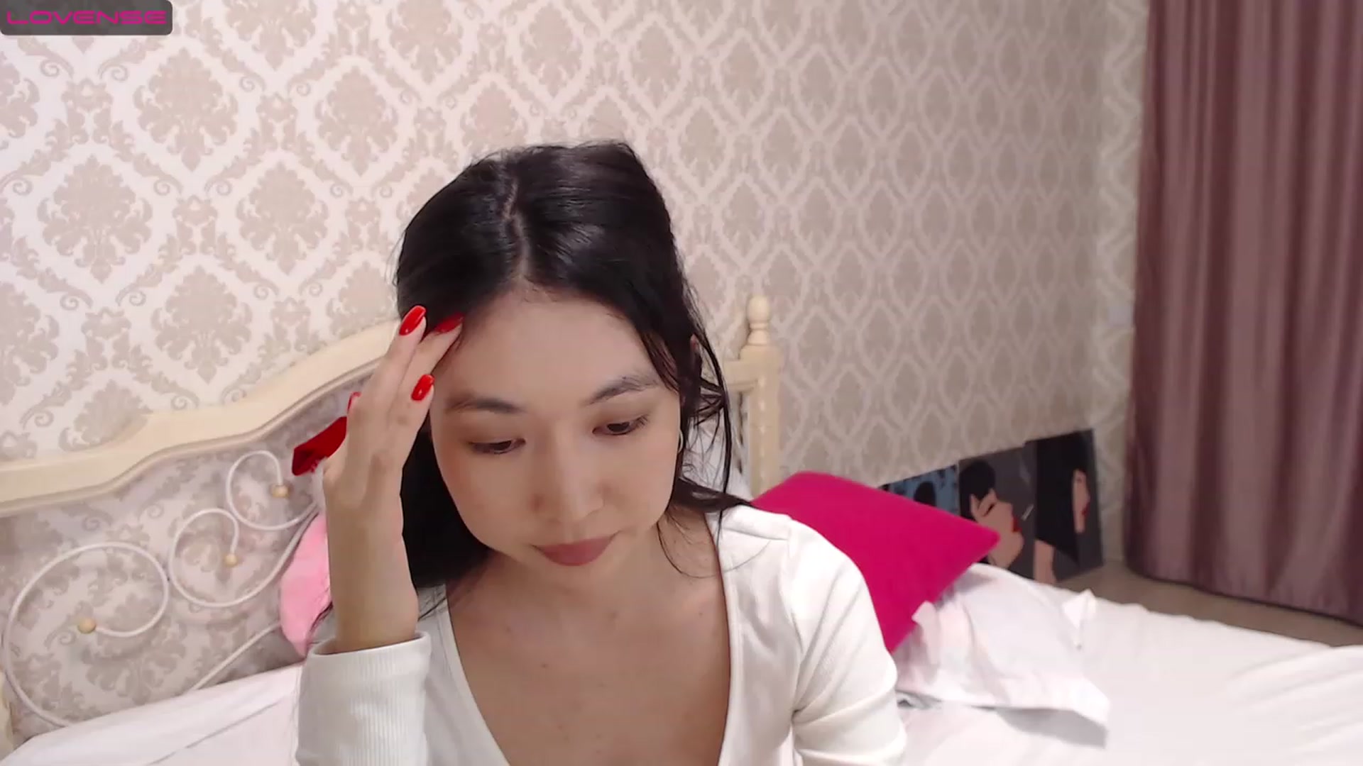 Gallery image thumbnail from blackfoxi's myfreecams stream on, 12/26/2022, 13:26 image 2 of 20