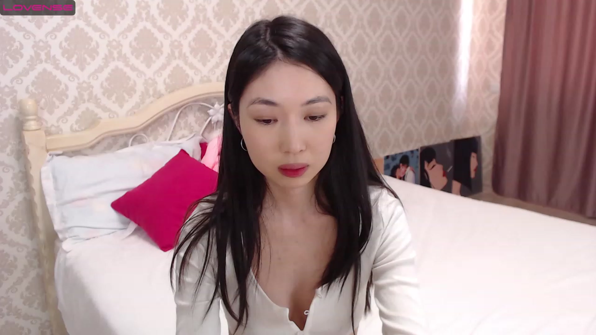 Gallery image thumbnail from blackfoxi's myfreecams stream on, 12/29/2022, 09:04 image 1 of 20