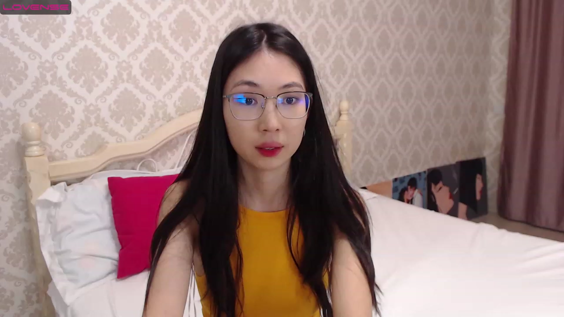 Gallery image thumbnail from blackfoxi's myfreecams stream on, 12/30/2022, 13:44 image 18 of 20