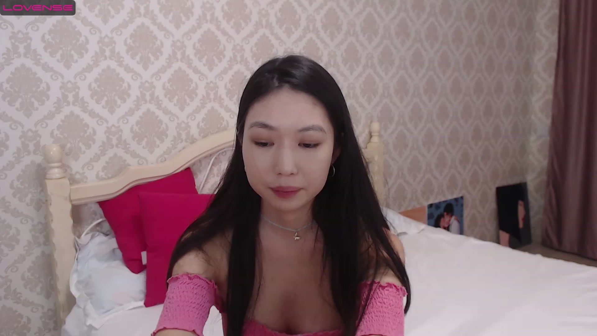 Gallery image thumbnail from blackfoxi's myfreecams stream on, 02/05/2023, 11:10 image 14 of 20