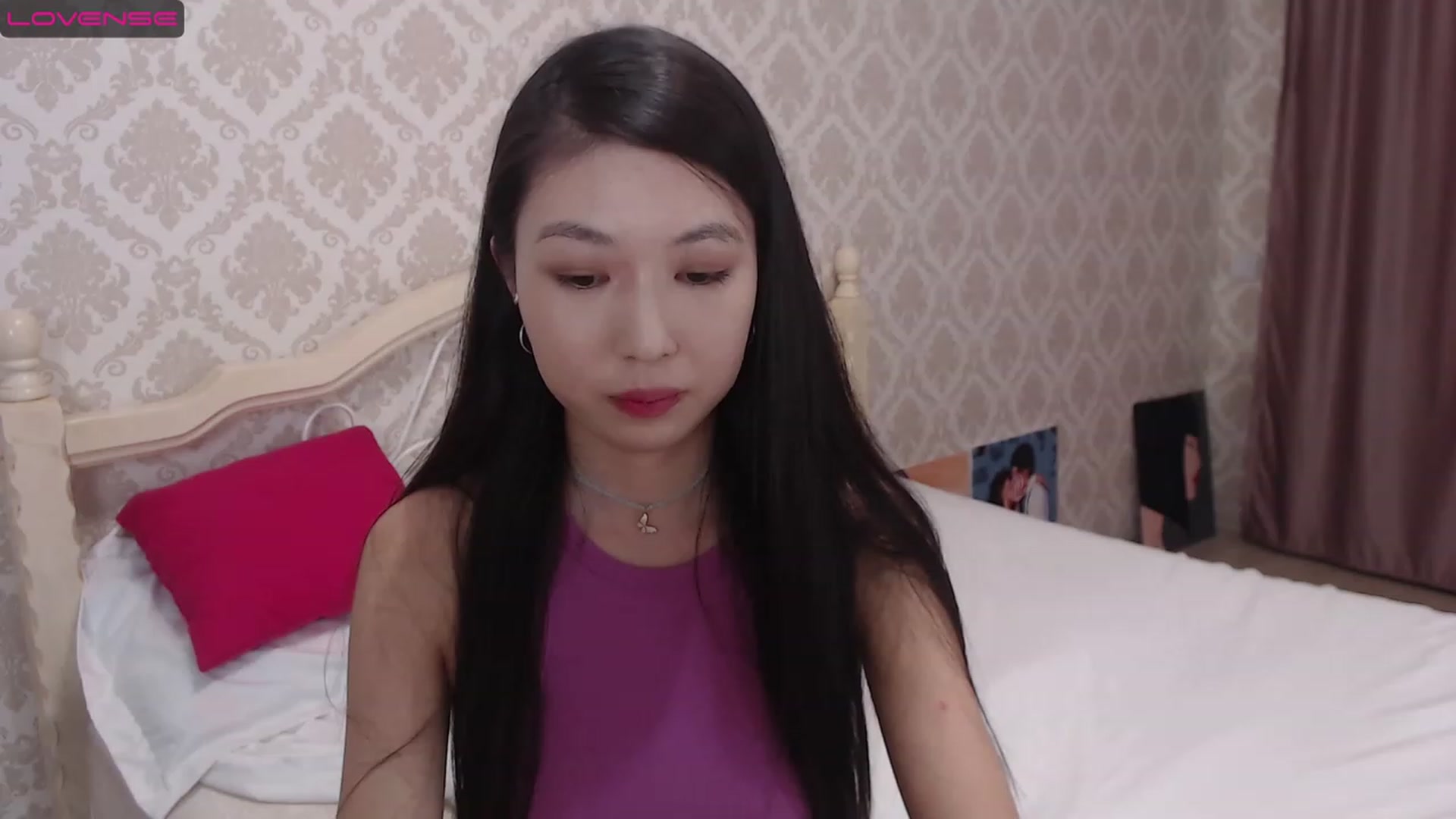 Gallery image thumbnail from blackfoxi's myfreecams stream on, 02/06/2023, 12:37 image 18 of 20