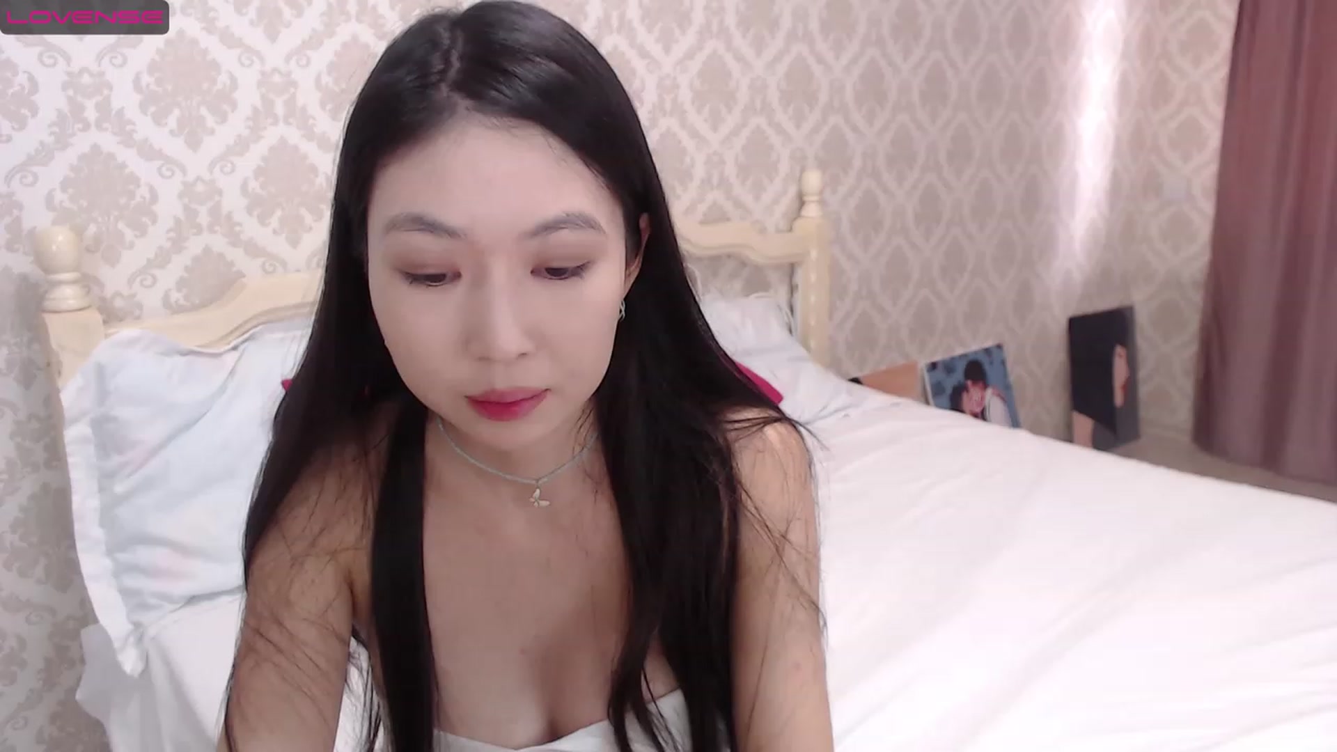 Gallery image thumbnail from blackfoxi's myfreecams stream on, 02/13/2023, 09:17 image 10 of 20