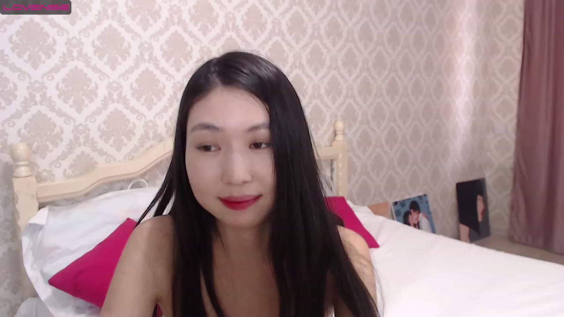 Gallery image thumbnail from blackfoxi's myfreecams stream on, 02/17/2023, 09:43 image 3 of 20