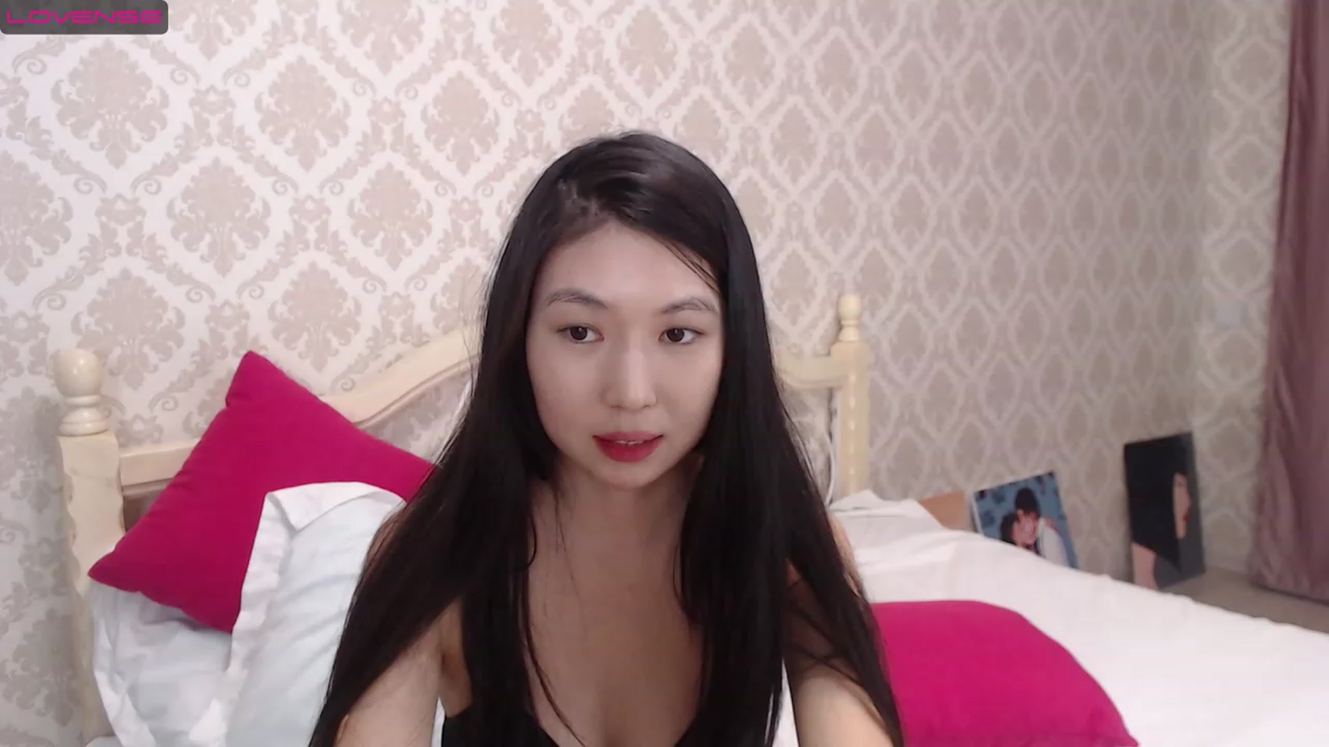 Gallery image thumbnail from blackfoxi's myfreecams stream on, 02/17/2023, 13:51 image 13 of 20