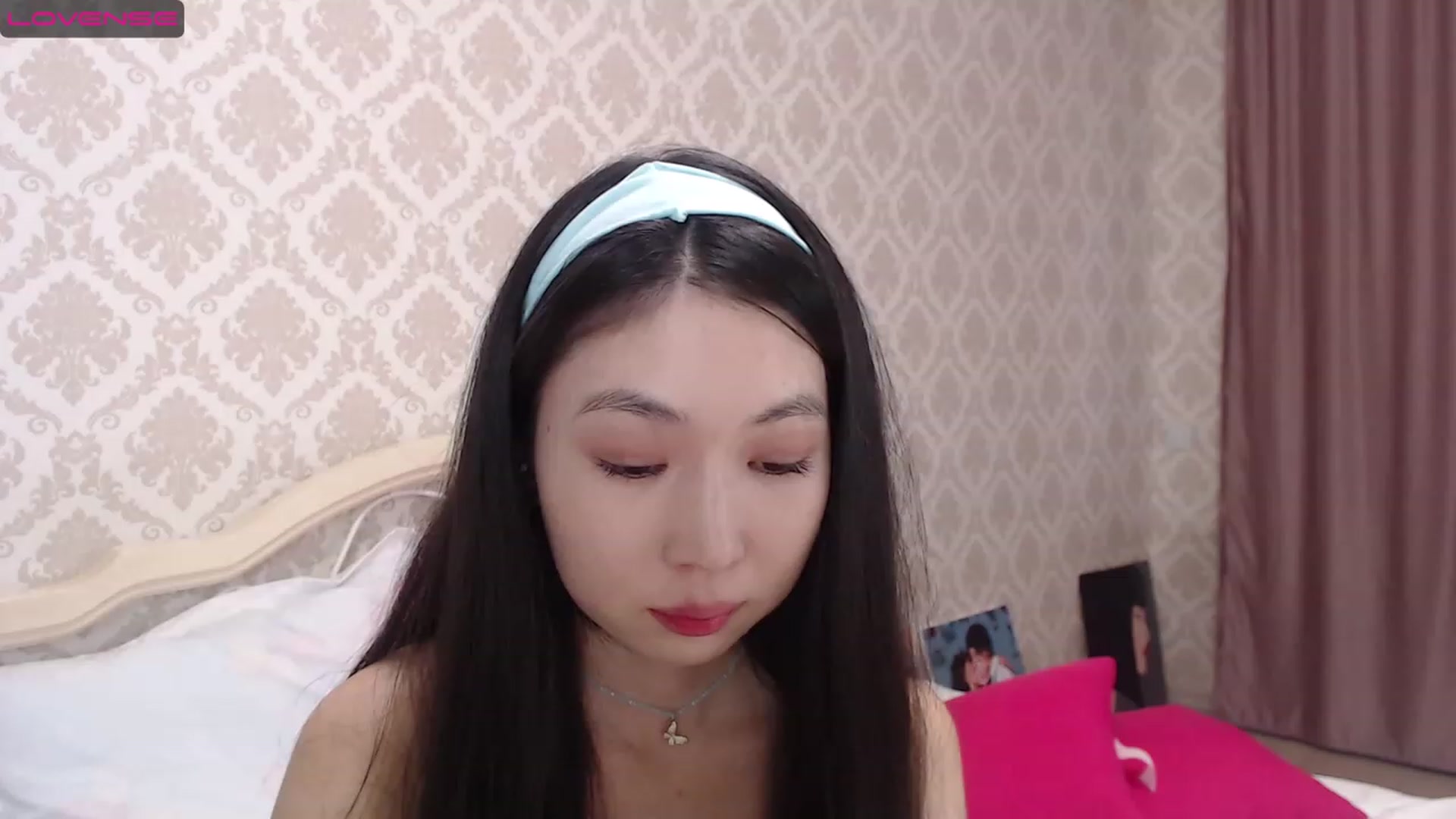 Gallery image thumbnail from blackfoxi's myfreecams stream on, 02/18/2023, 11:32 image 17 of 20