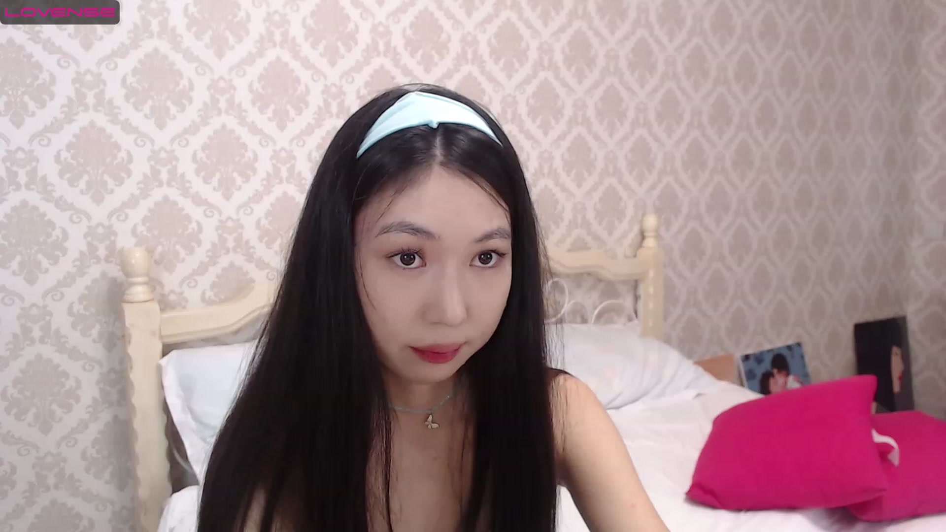 Gallery image thumbnail from blackfoxi's myfreecams stream on, 02/18/2023, 11:32 image 1 of 20