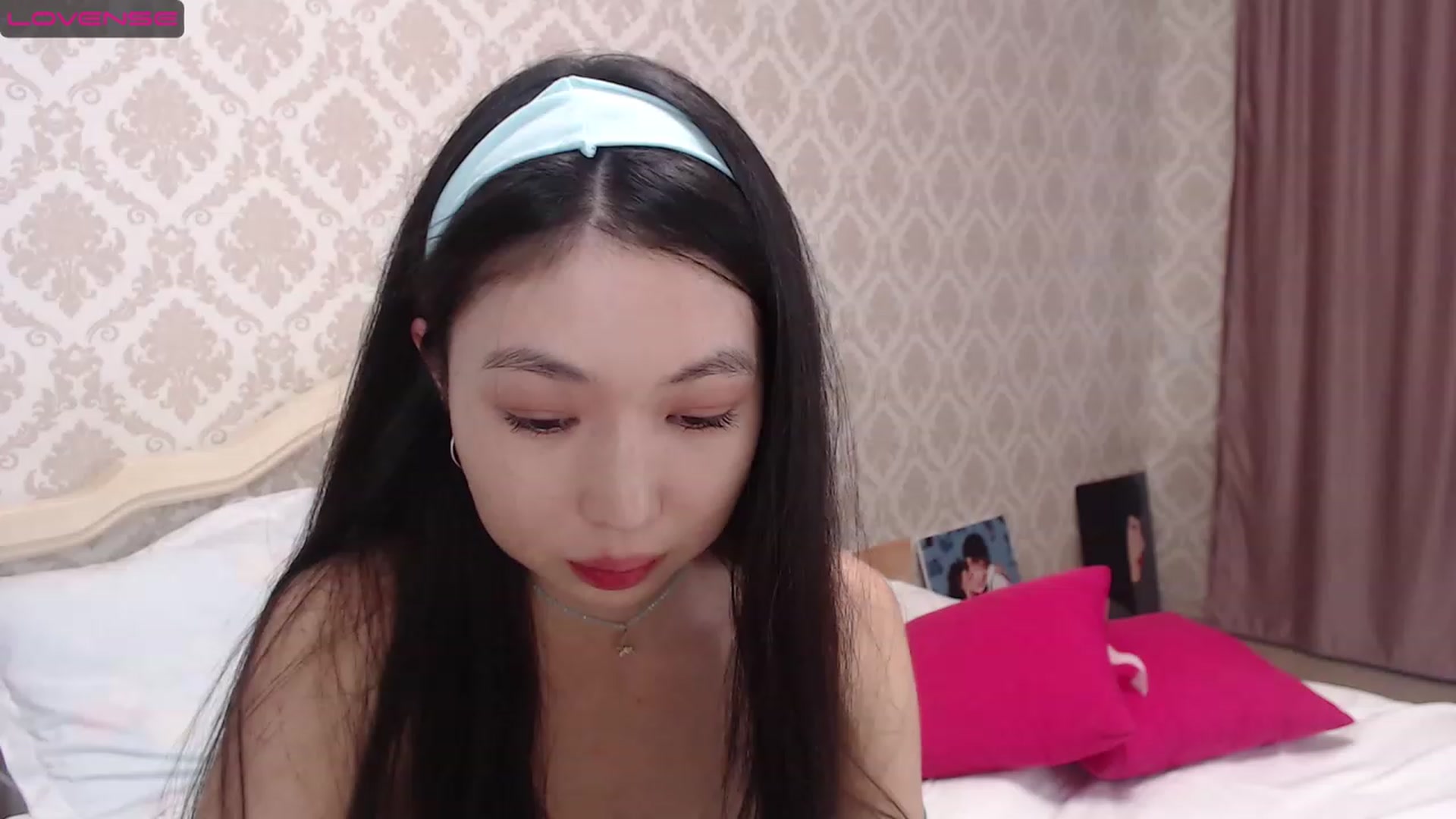 Gallery image thumbnail from blackfoxi's myfreecams stream on, 02/18/2023, 11:32 image 13 of 20