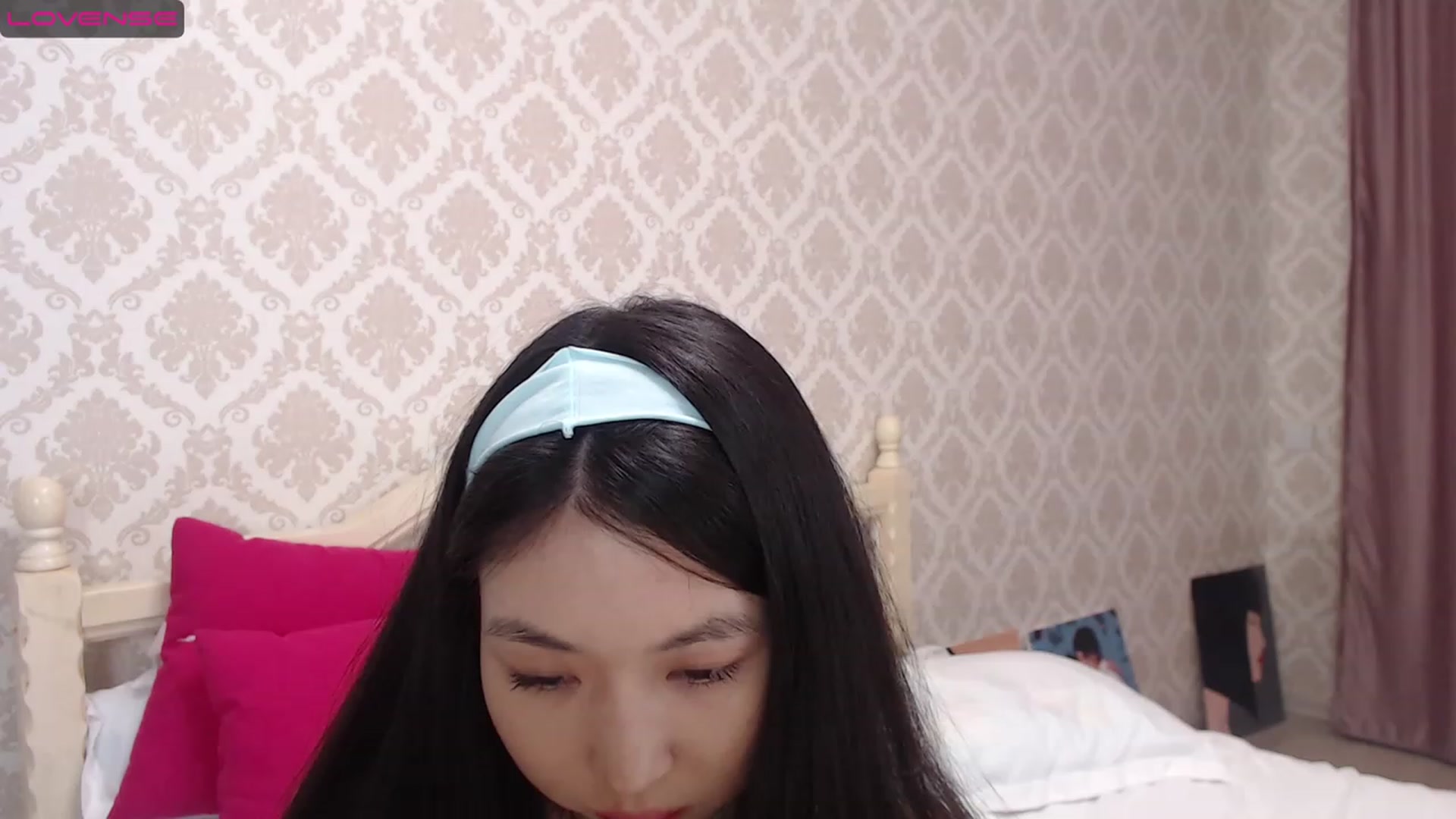 Gallery image thumbnail from blackfoxi's myfreecams stream on, 02/18/2023, 13:23 image 20 of 20