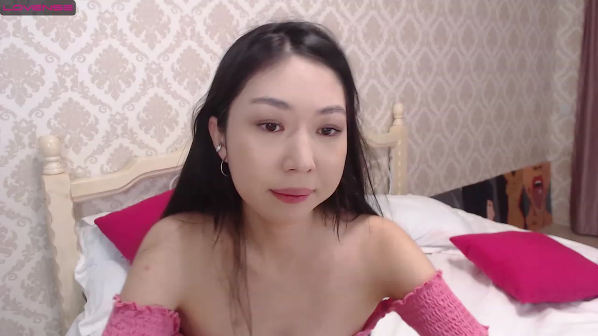 Gallery image thumbnail from blackfoxi's myfreecams stream on, 03/06/2023, 12:52 image 6 of 20