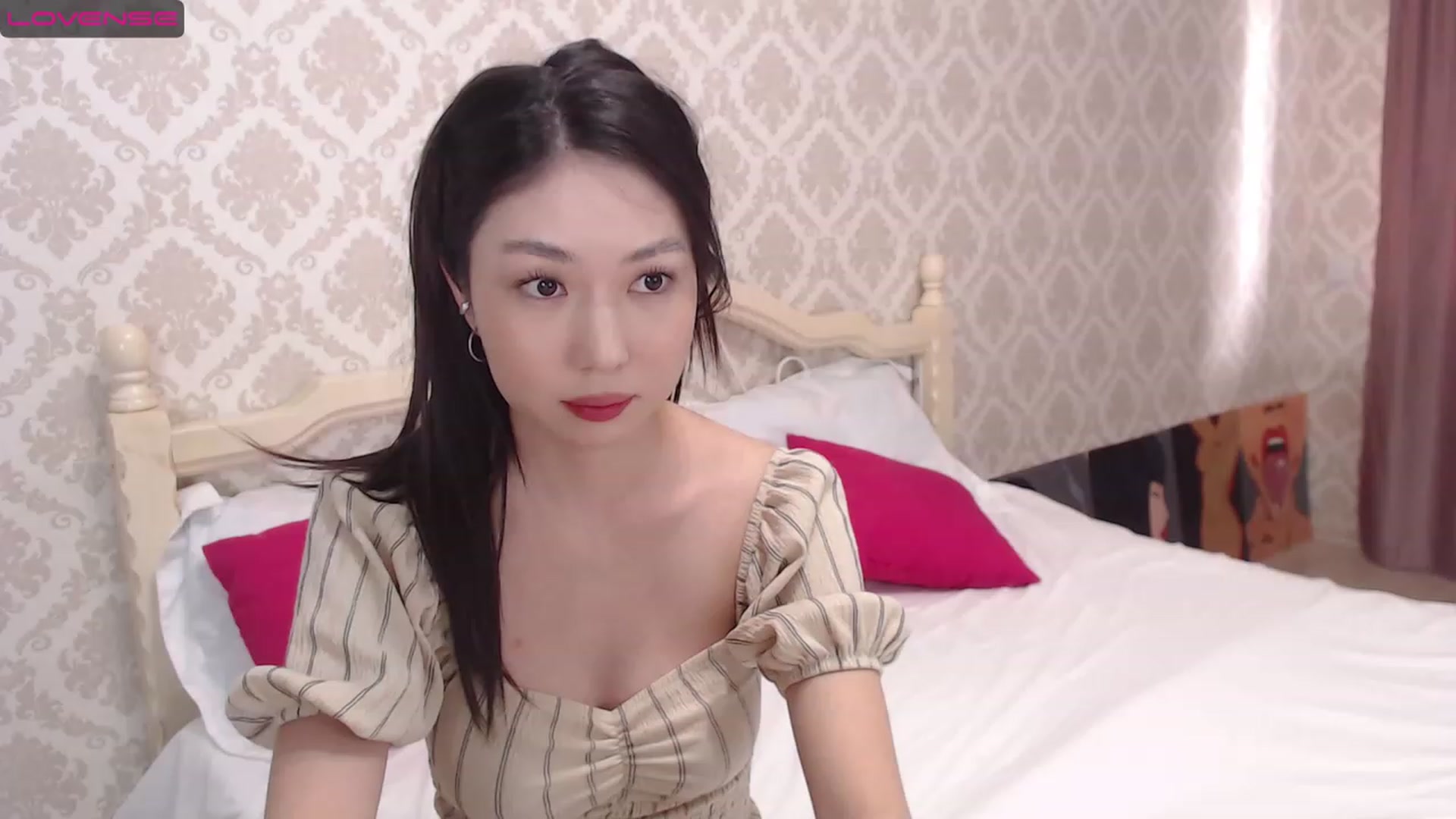 Gallery image thumbnail from blackfoxi's myfreecams stream on, 03/07/2023, 11:22 image 15 of 20