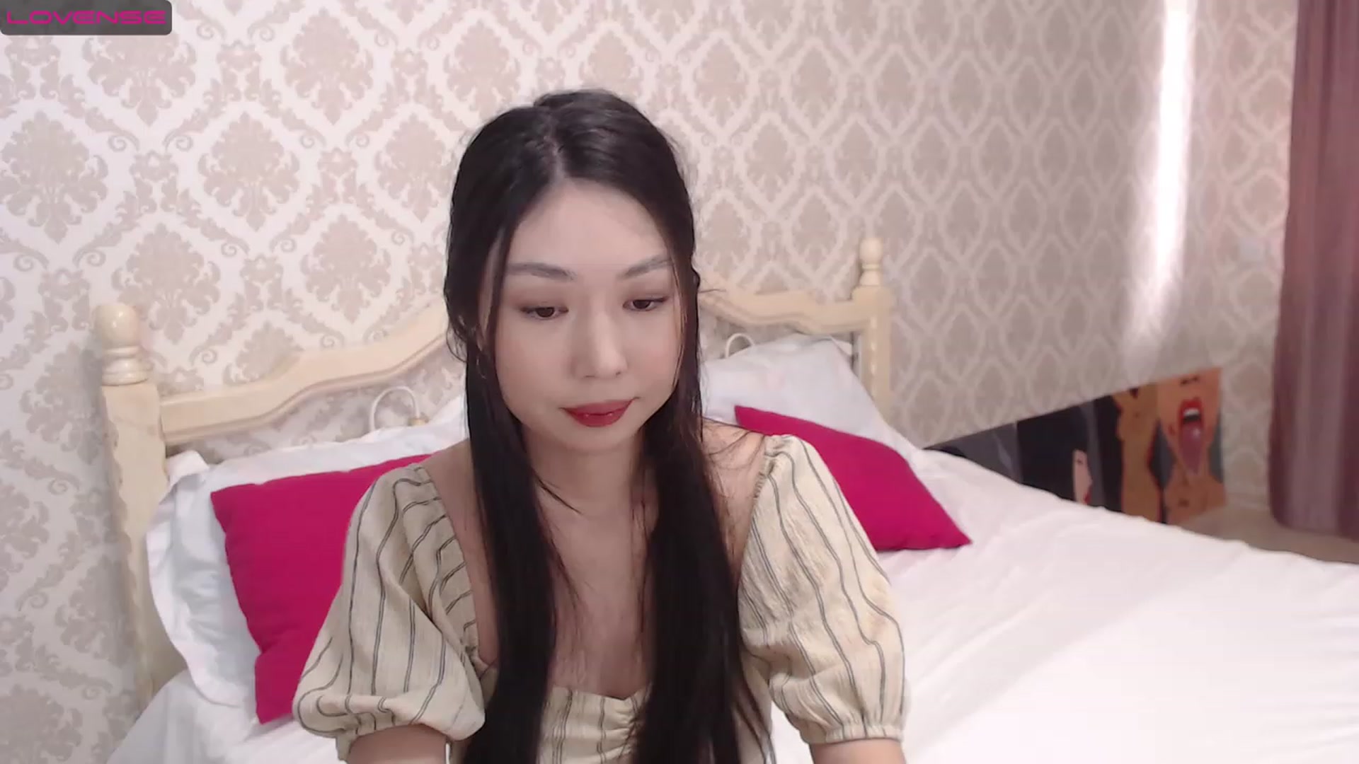 Gallery image thumbnail from blackfoxi's myfreecams stream on, 03/07/2023, 11:22 image 4 of 20