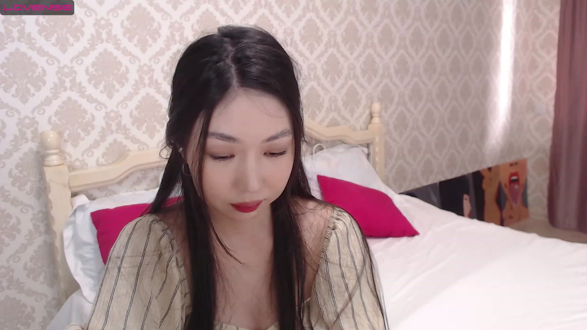Gallery image thumbnail from blackfoxi's myfreecams stream on, 03/07/2023, 11:22 image 11 of 20