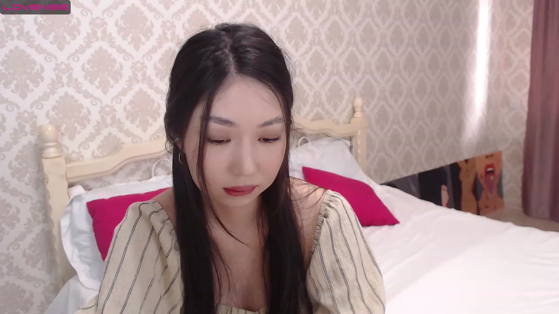 Gallery image thumbnail from blackfoxi's myfreecams stream on, 03/07/2023, 11:22 image 2 of 20