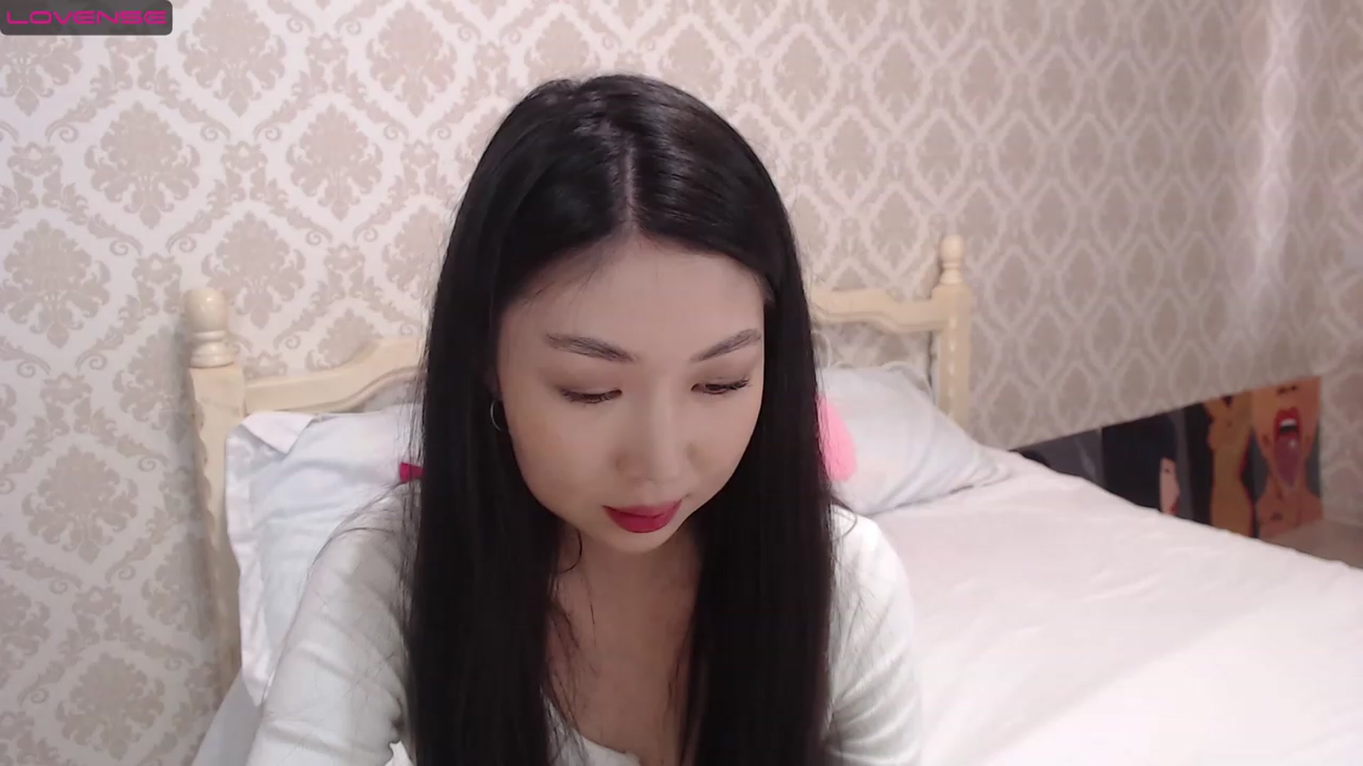 Gallery image thumbnail from blackfoxi's myfreecams stream on, 03/08/2023, 09:24 image 15 of 20