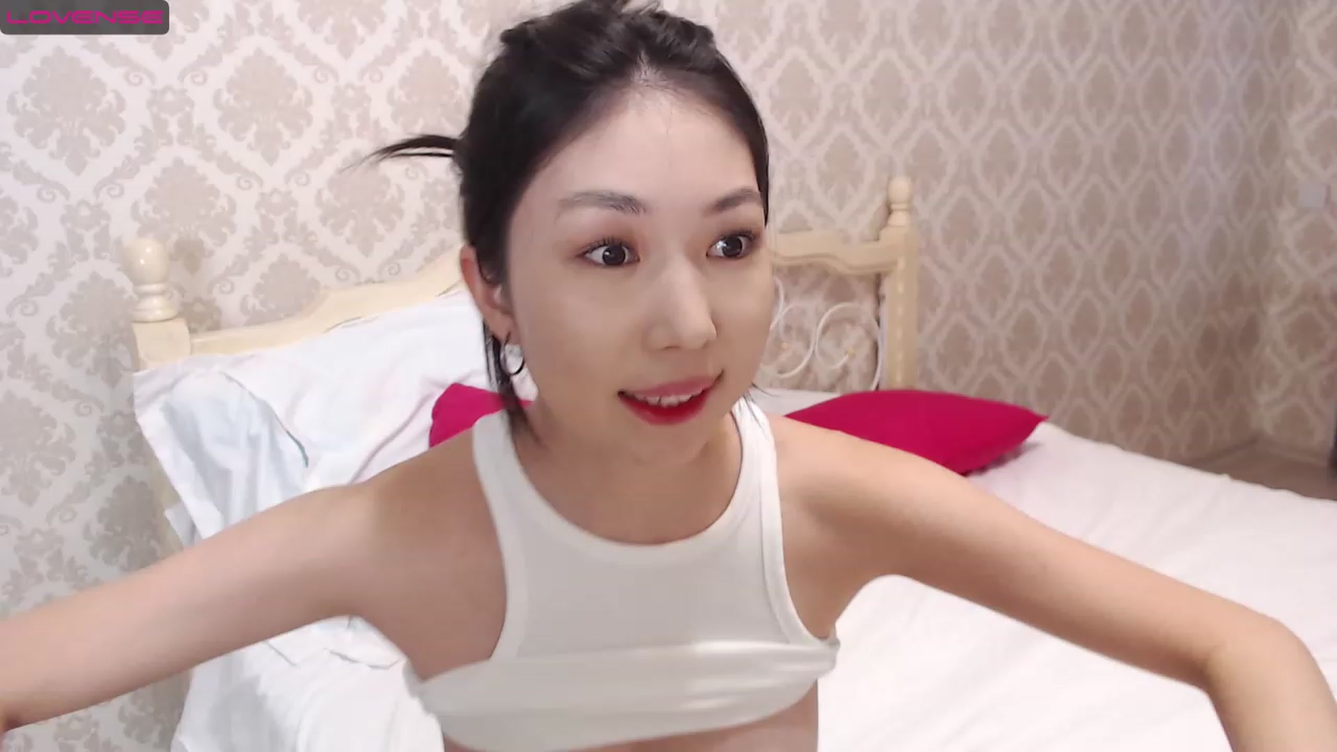 Gallery image thumbnail from blackfoxi's myfreecams stream on, 03/15/2023, 12:51 image 2 of 20