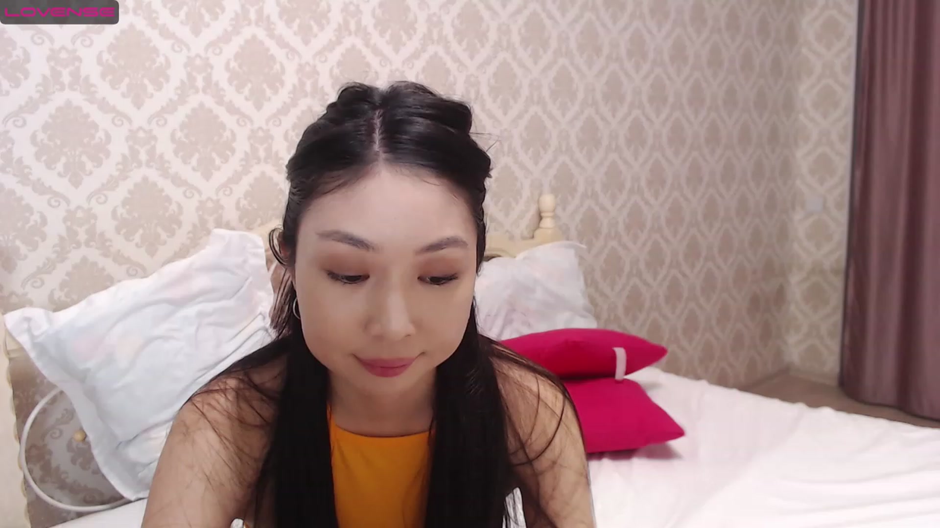 Gallery image thumbnail from blackfoxi's myfreecams stream on, 03/16/2023, 13:04 image 5 of 20