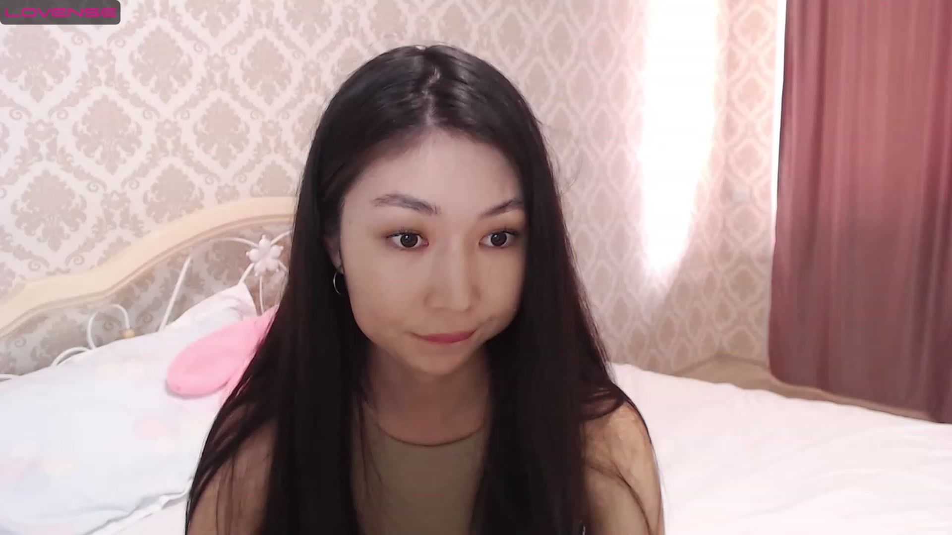 Gallery image thumbnail from blackfoxi's myfreecams stream on, 03/17/2023, 08:53 image 18 of 20