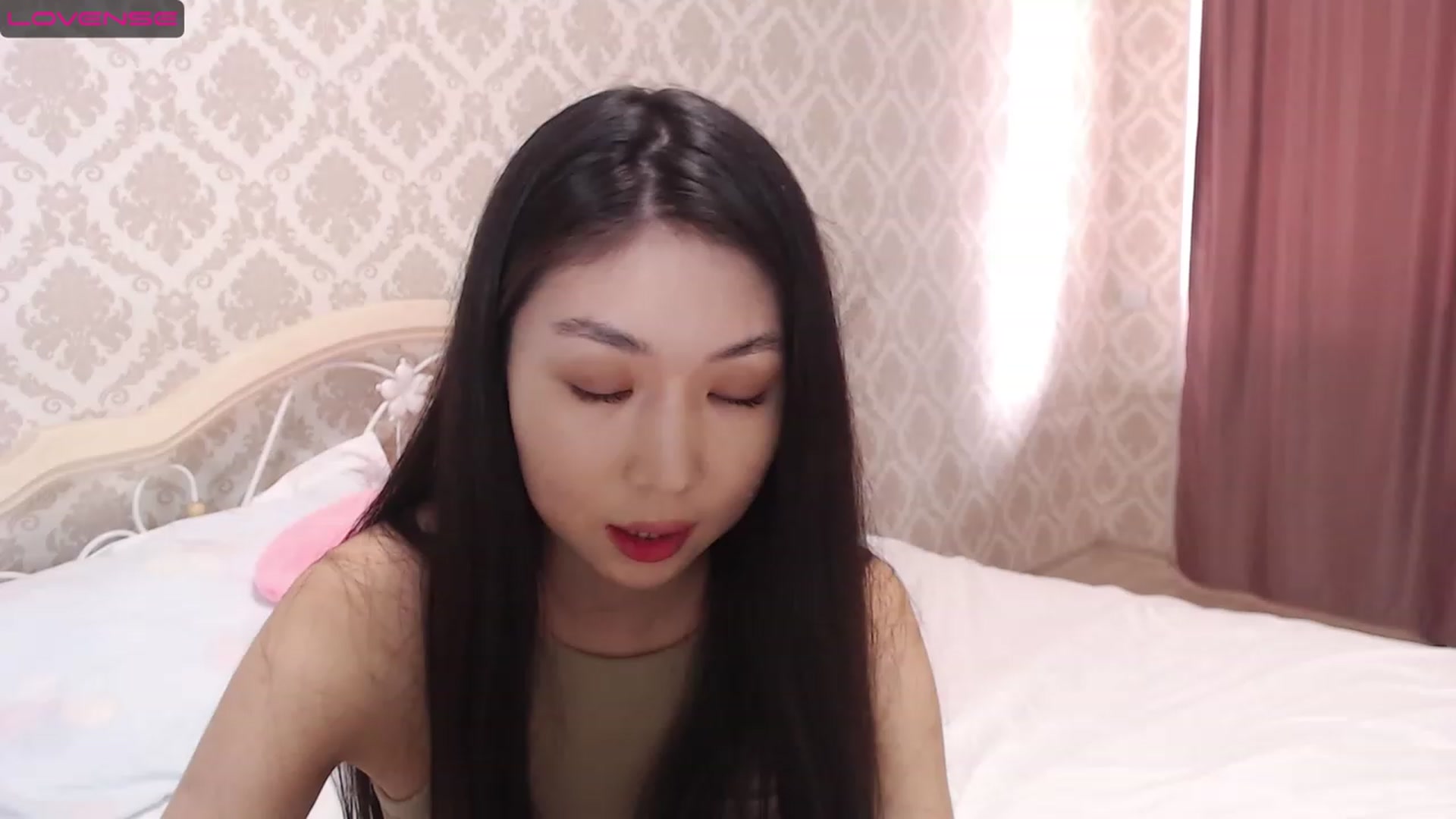 Gallery image thumbnail from blackfoxi's myfreecams stream on, 03/17/2023, 08:53 image 17 of 20