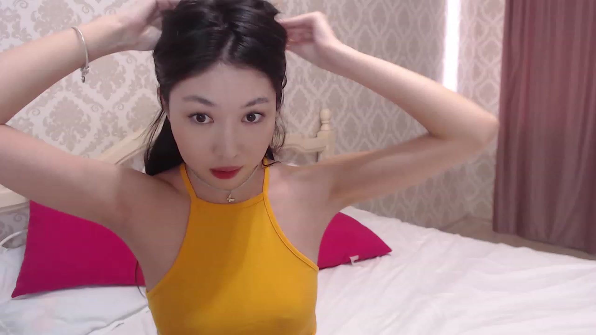 Gallery image thumbnail from blackfoxi's myfreecams stream on, 04/09/2023, 09:13 image 19 of 20