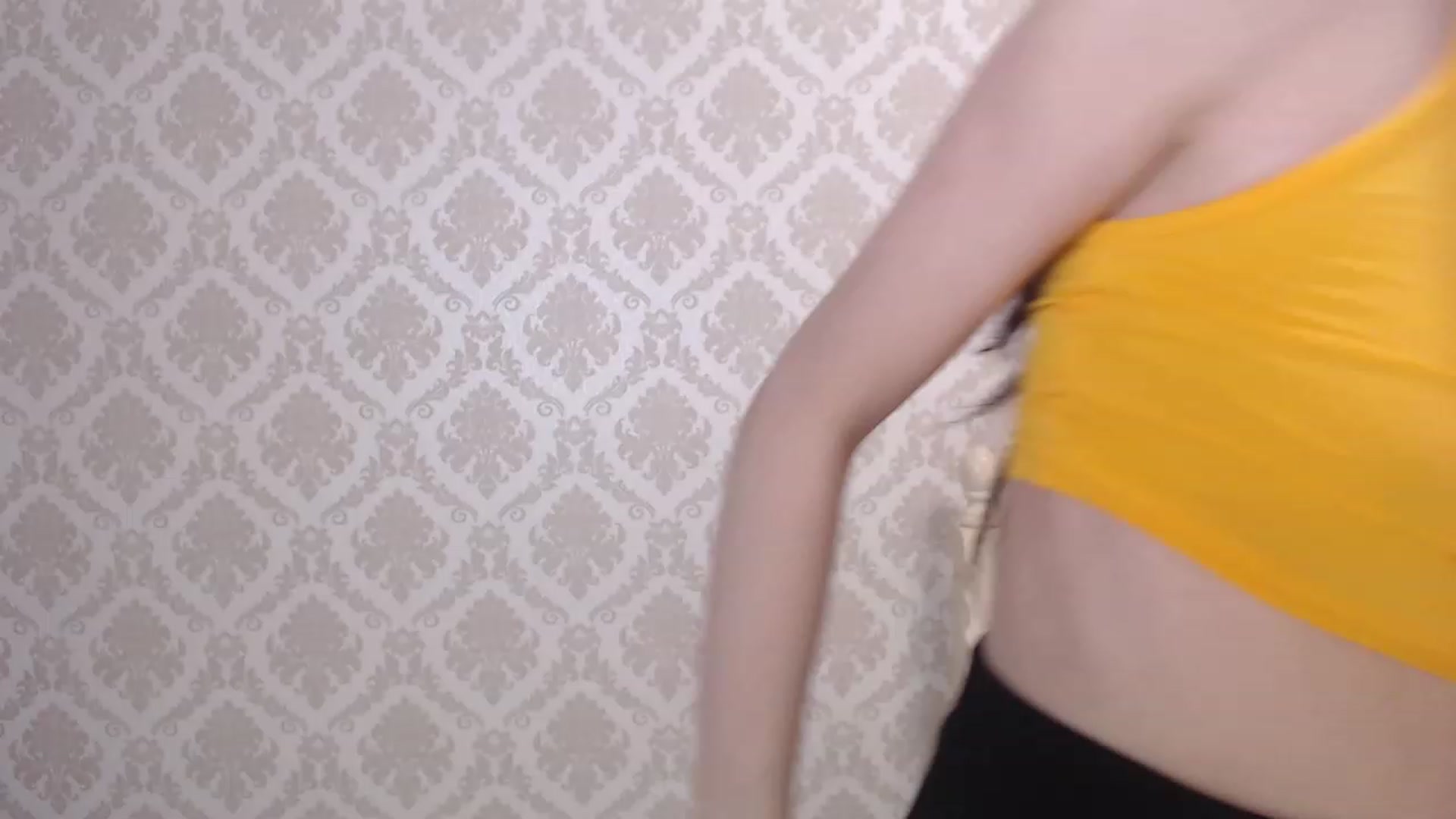 Gallery image thumbnail from blackfoxi's myfreecams stream on, 04/09/2023, 11:32 image 16 of 20