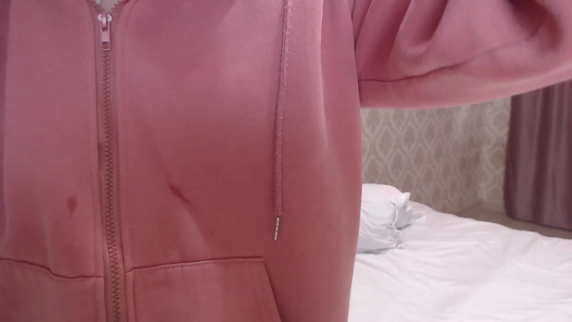 Gallery image thumbnail from blackfoxi's myfreecams stream on, 04/12/2023, 12:42 image 16 of 20