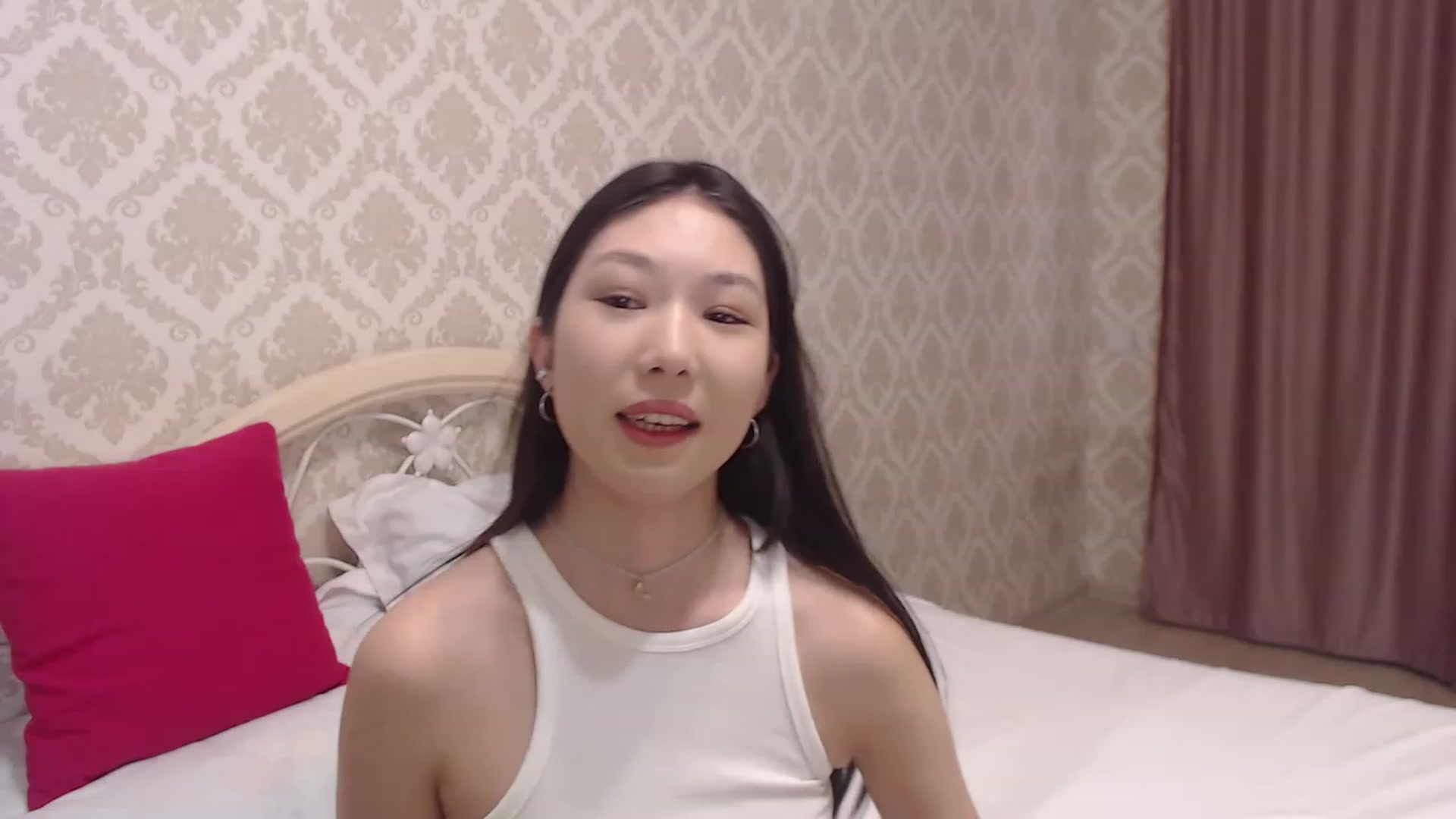Gallery image thumbnail from blackfoxi's myfreecams stream on, 04/17/2023, 08:40 image 18 of 20