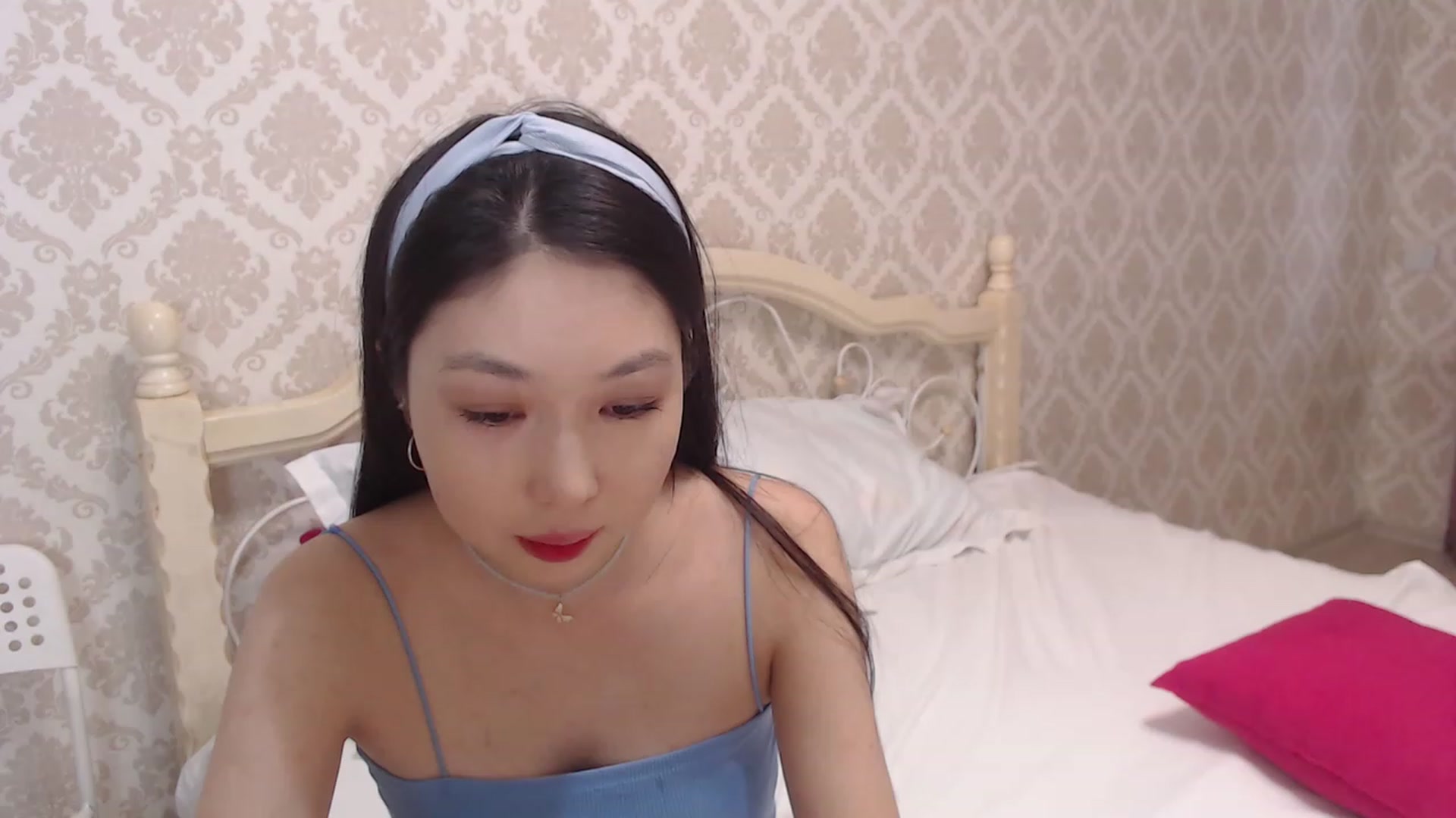 Gallery image thumbnail from blackfoxi's myfreecams stream on, 04/20/2023, 13:07 image 14 of 20