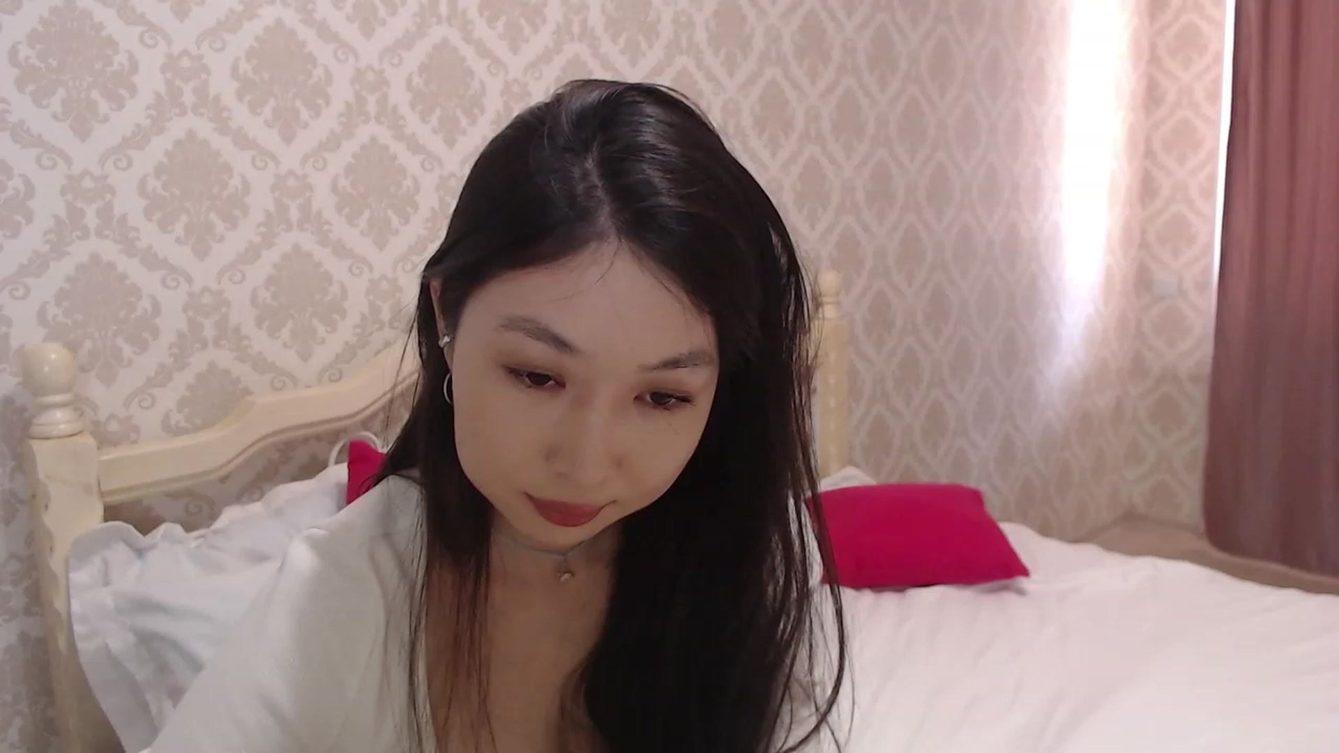 Gallery image thumbnail from blackfoxi's myfreecams stream on, 04/23/2023, 09:04 image 3 of 20