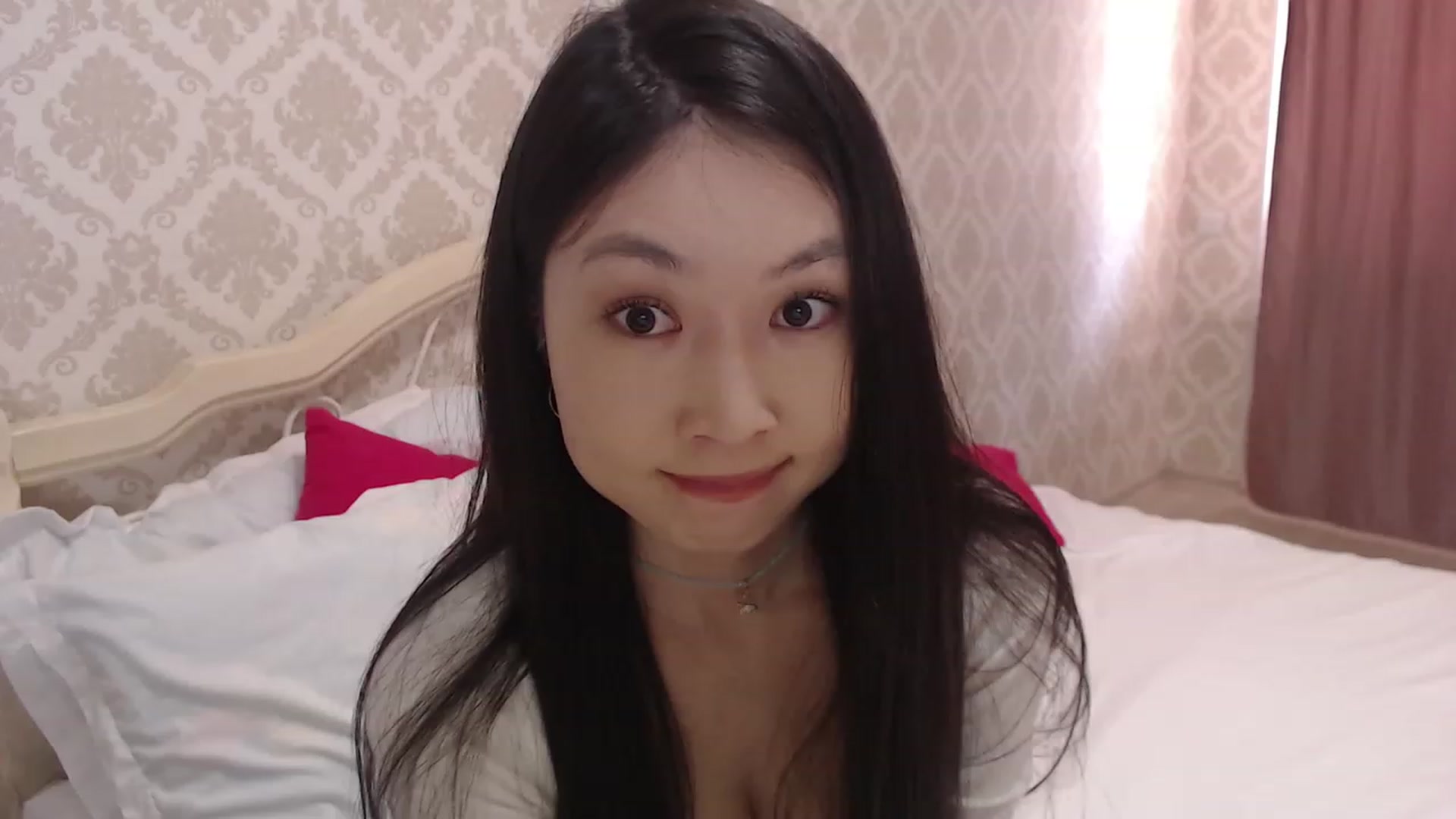 Gallery image thumbnail from blackfoxi's myfreecams stream on, 04/23/2023, 10:02 image 2 of 20