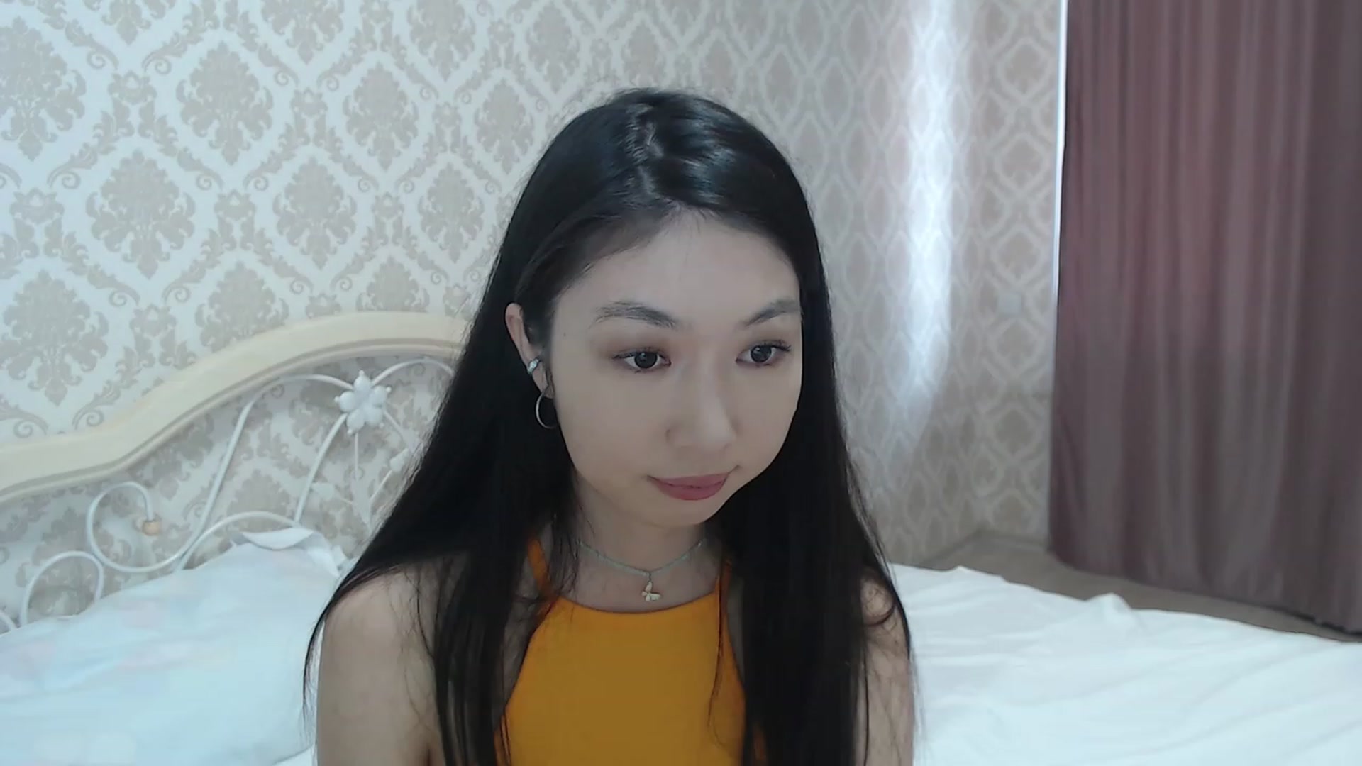 Gallery image thumbnail from blackfoxi's myfreecams stream on, 04/25/2023, 09:40 image 8 of 20