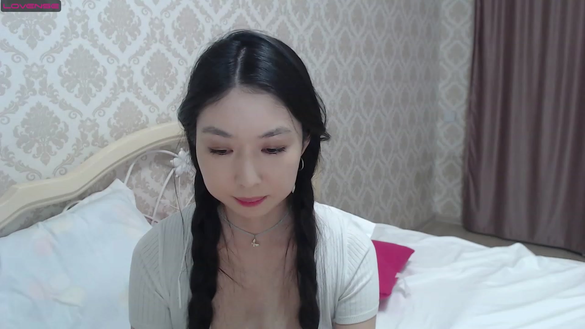 Gallery image thumbnail from blackfoxi's myfreecams stream on, 04/26/2023, 14:07 image 10 of 20