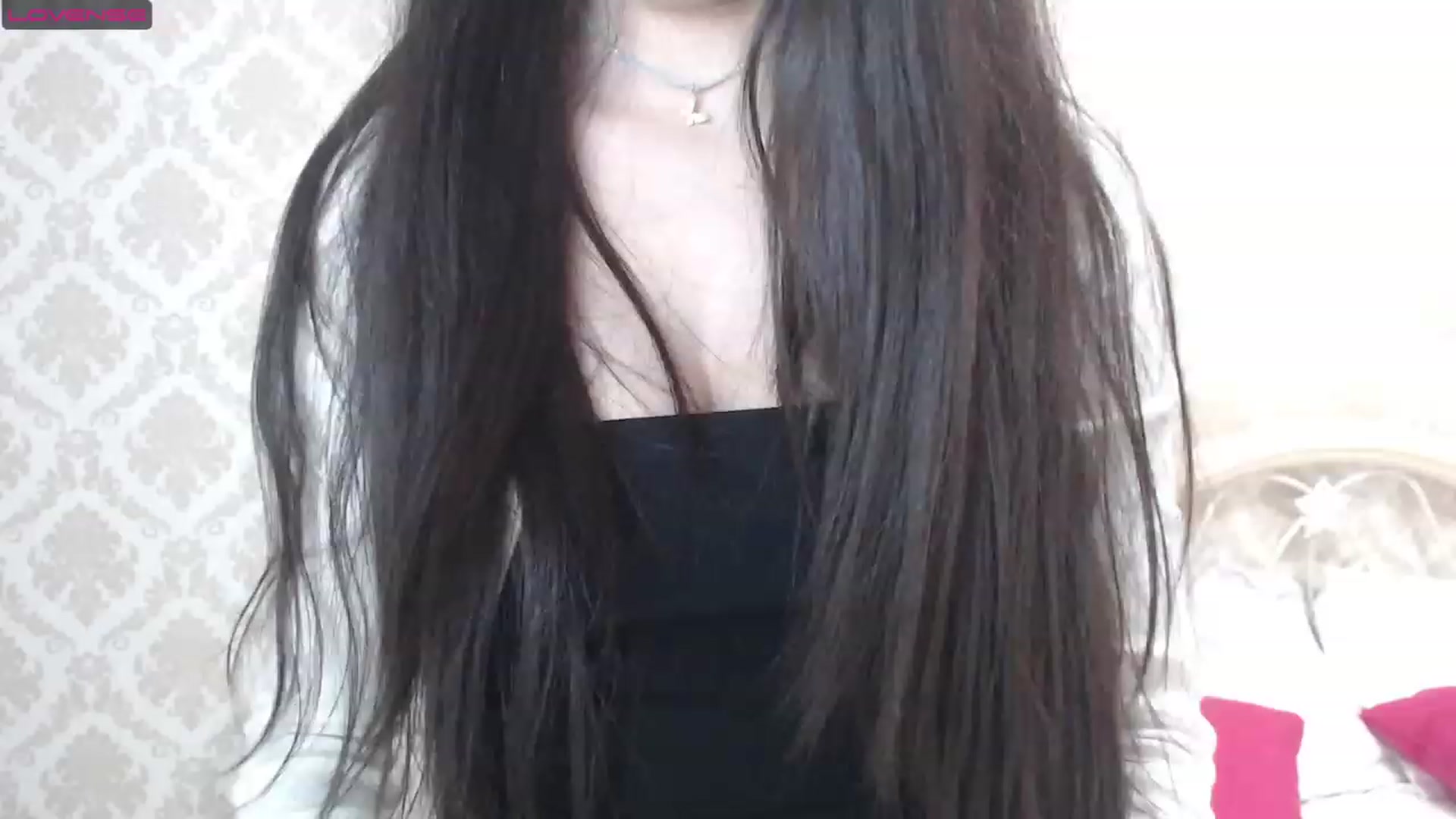 Gallery image thumbnail from blackfoxi's myfreecams stream on, 05/03/2023, 09:03 image 2 of 20