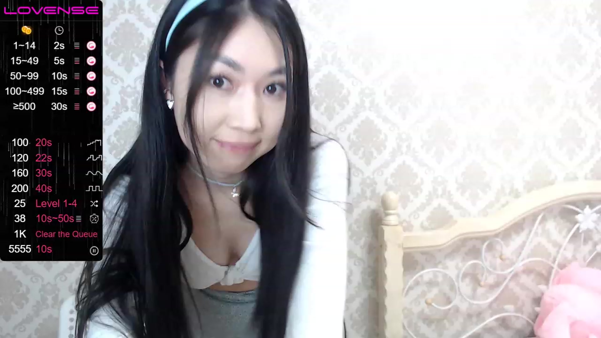 Gallery image thumbnail from blackfoxi's myfreecams stream on, 05/05/2023, 12:25 image 12 of 20
