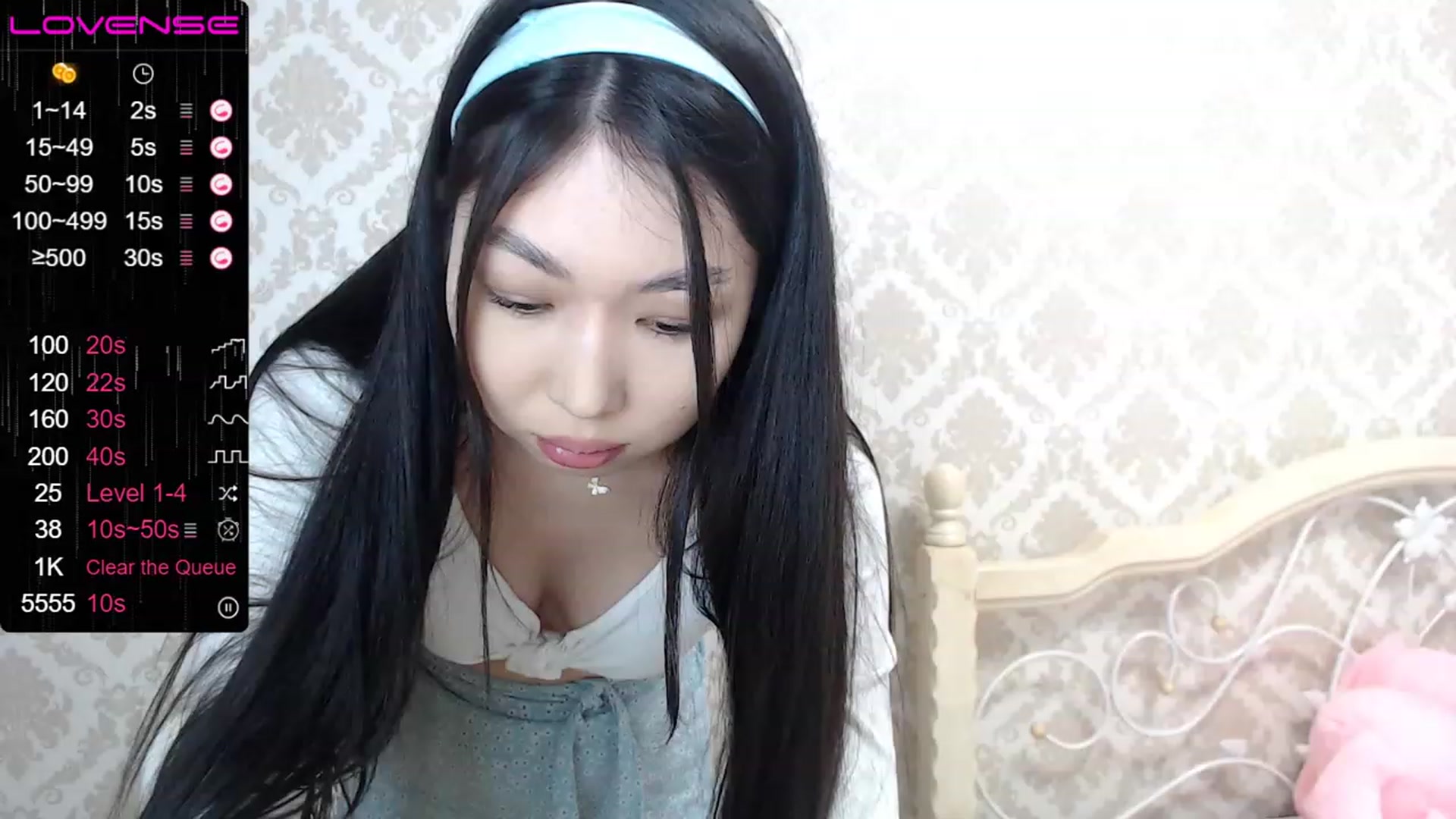 Gallery image thumbnail from blackfoxi's myfreecams stream on, 05/05/2023, 12:25 image 19 of 20
