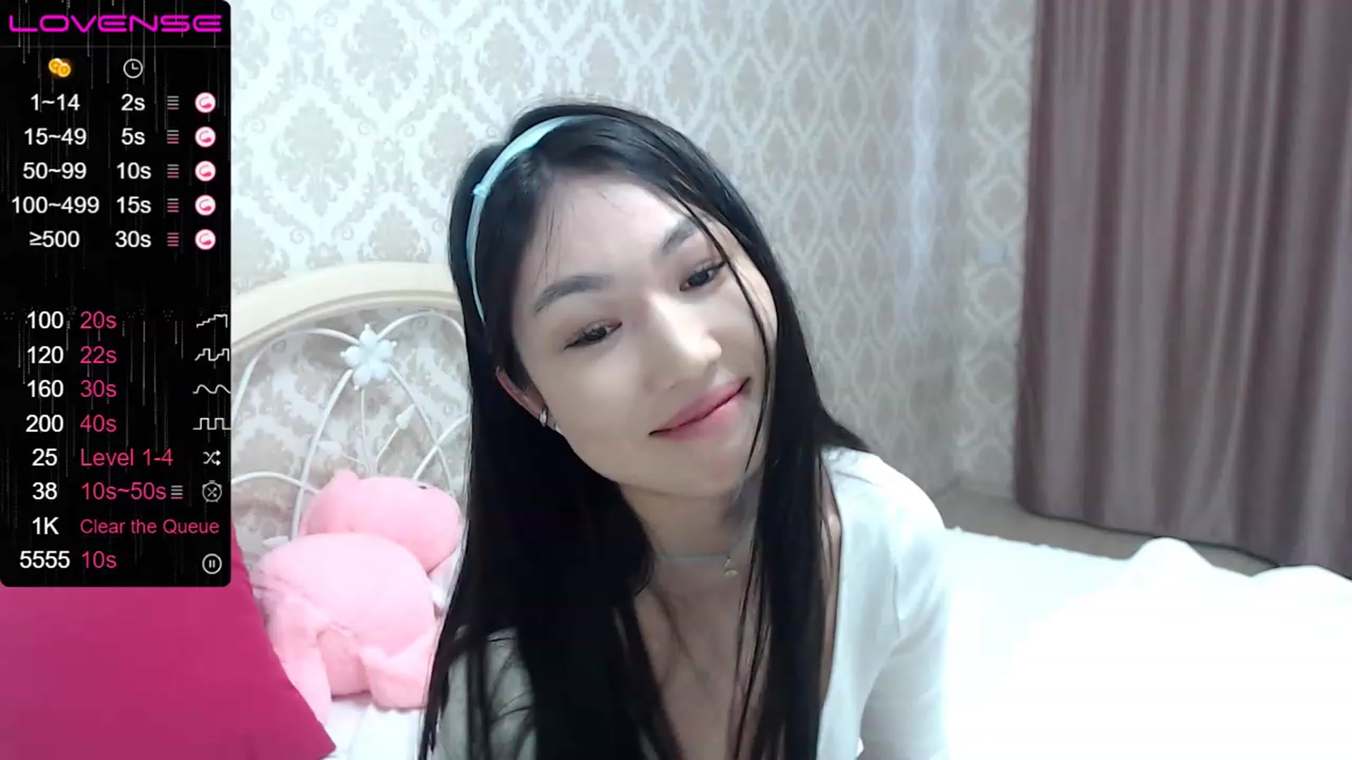 Gallery image thumbnail from blackfoxi's myfreecams stream on, 05/05/2023, 13:27 image 19 of 20