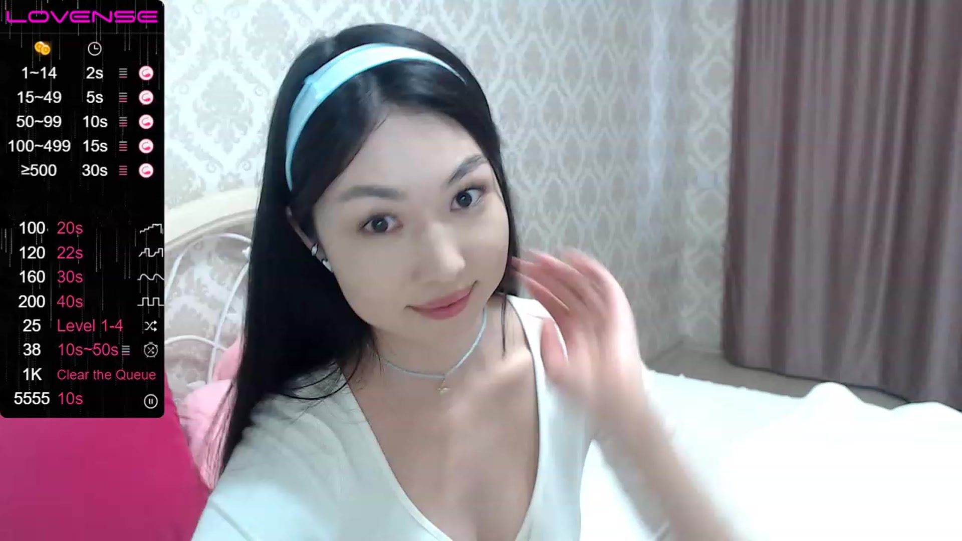 Gallery image thumbnail from blackfoxi's myfreecams stream on, 05/05/2023, 13:27 image 20 of 20