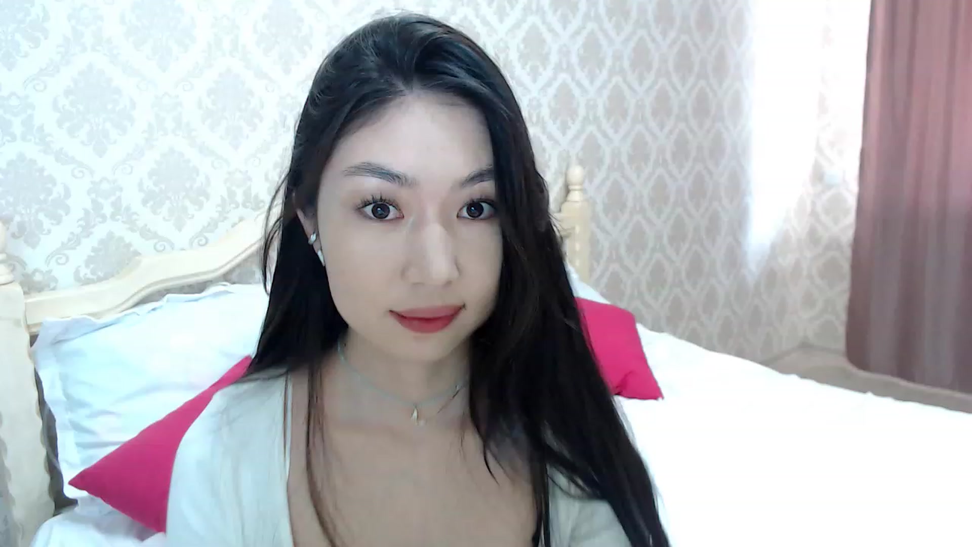 Gallery image thumbnail from blackfoxi's myfreecams stream on, 05/08/2023, 09:40 image 7 of 20