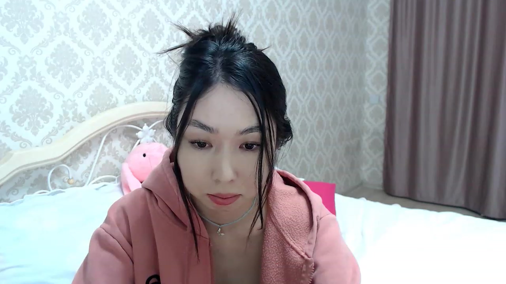 Gallery image thumbnail from blackfoxi's myfreecams stream on, 05/08/2023, 15:16 image 17 of 20
