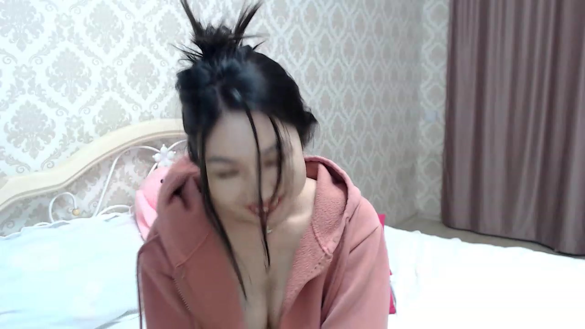 Gallery image thumbnail from blackfoxi's myfreecams stream on, 05/08/2023, 15:16 image 4 of 20