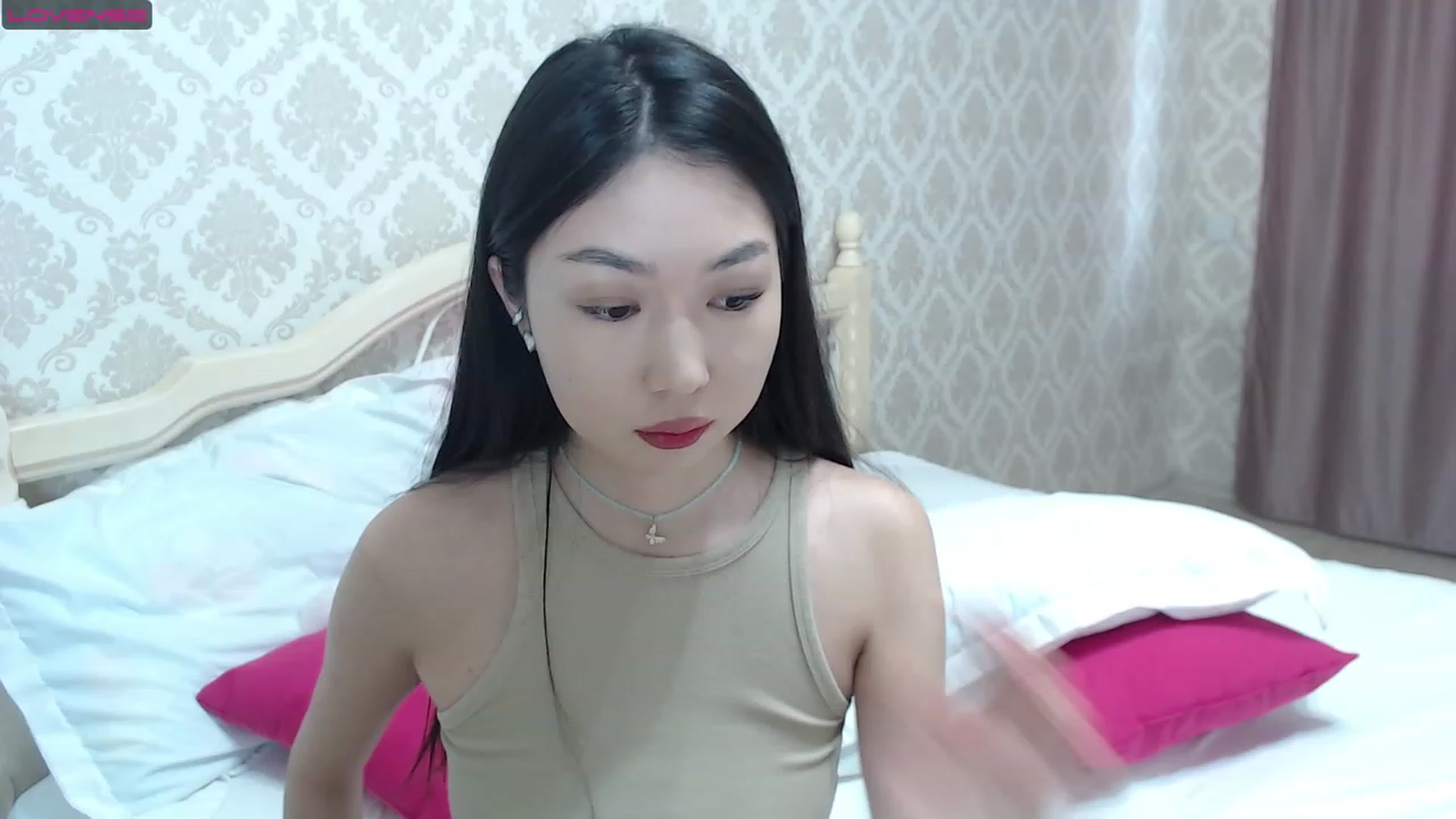 Gallery image thumbnail from blackfoxi's myfreecams stream on, 05/12/2023, 10:07 image 8 of 20