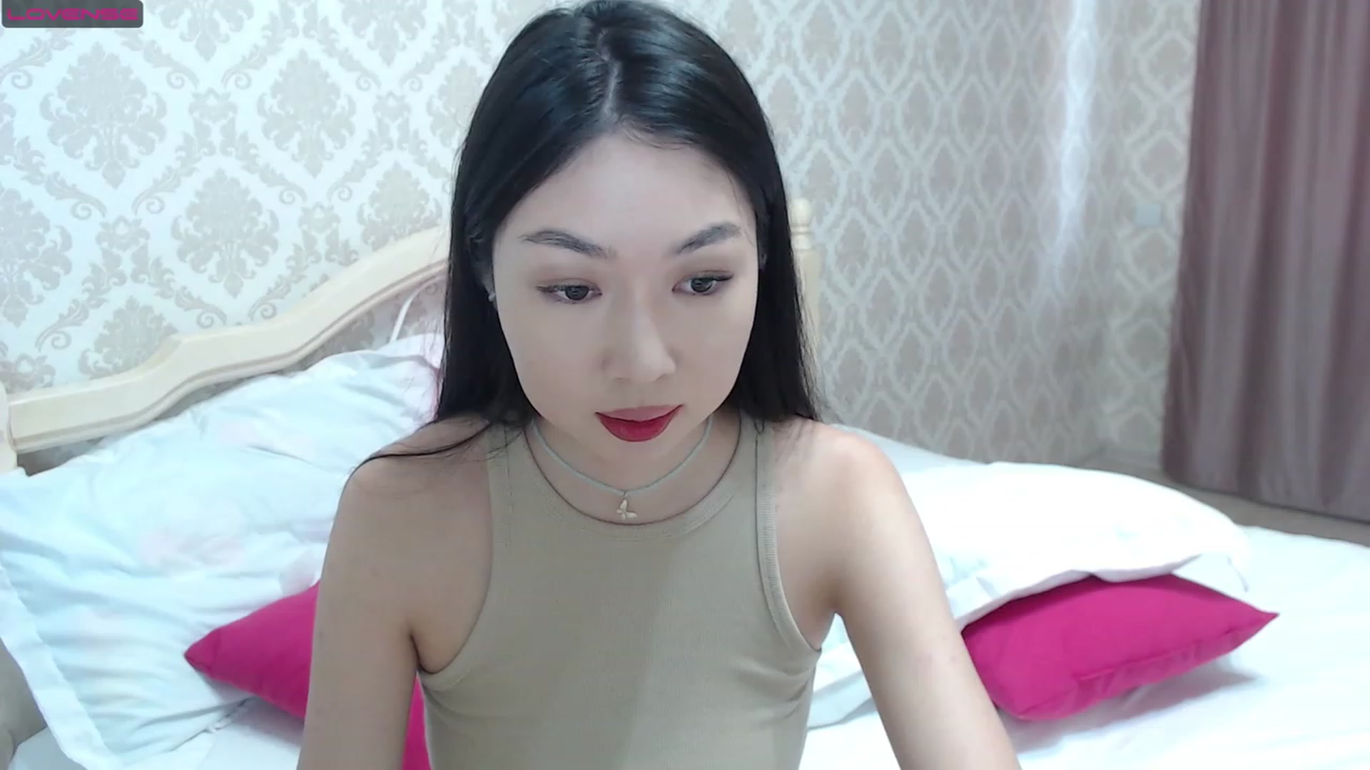 Gallery image thumbnail from blackfoxi's myfreecams stream on, 05/12/2023, 10:07 image 7 of 20