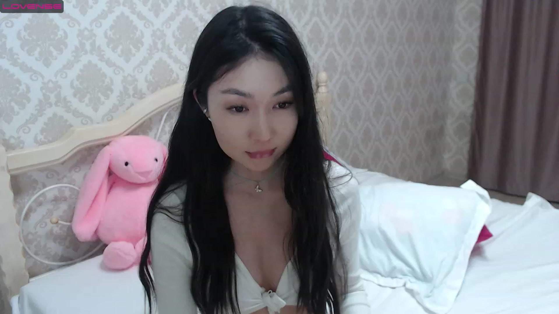 Gallery image thumbnail from blackfoxi's myfreecams stream on, 05/15/2023, 17:17 image 16 of 20